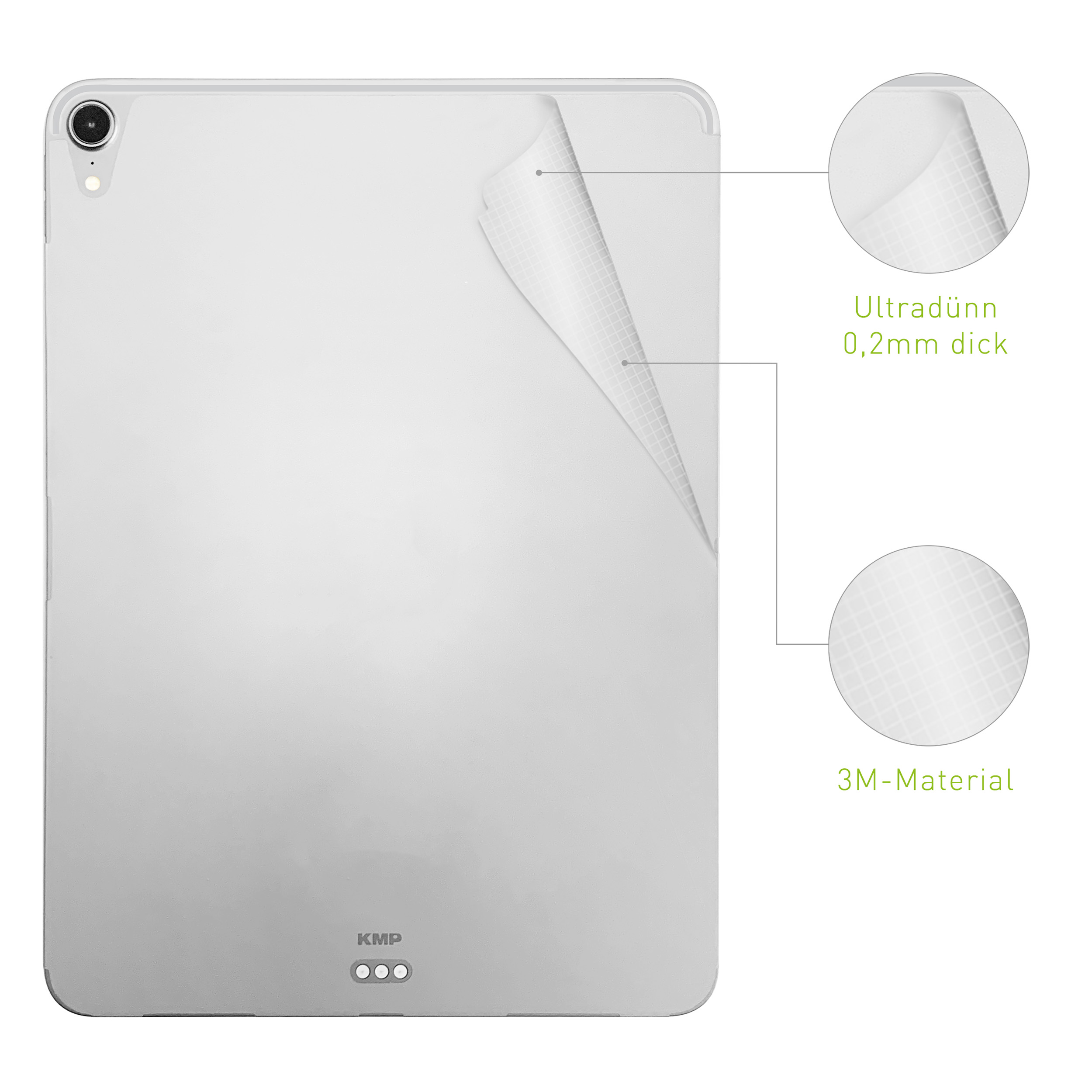 Weißes Tablet mit teilweise abgezogener Schutzfolie, weißer Hintergrund.
