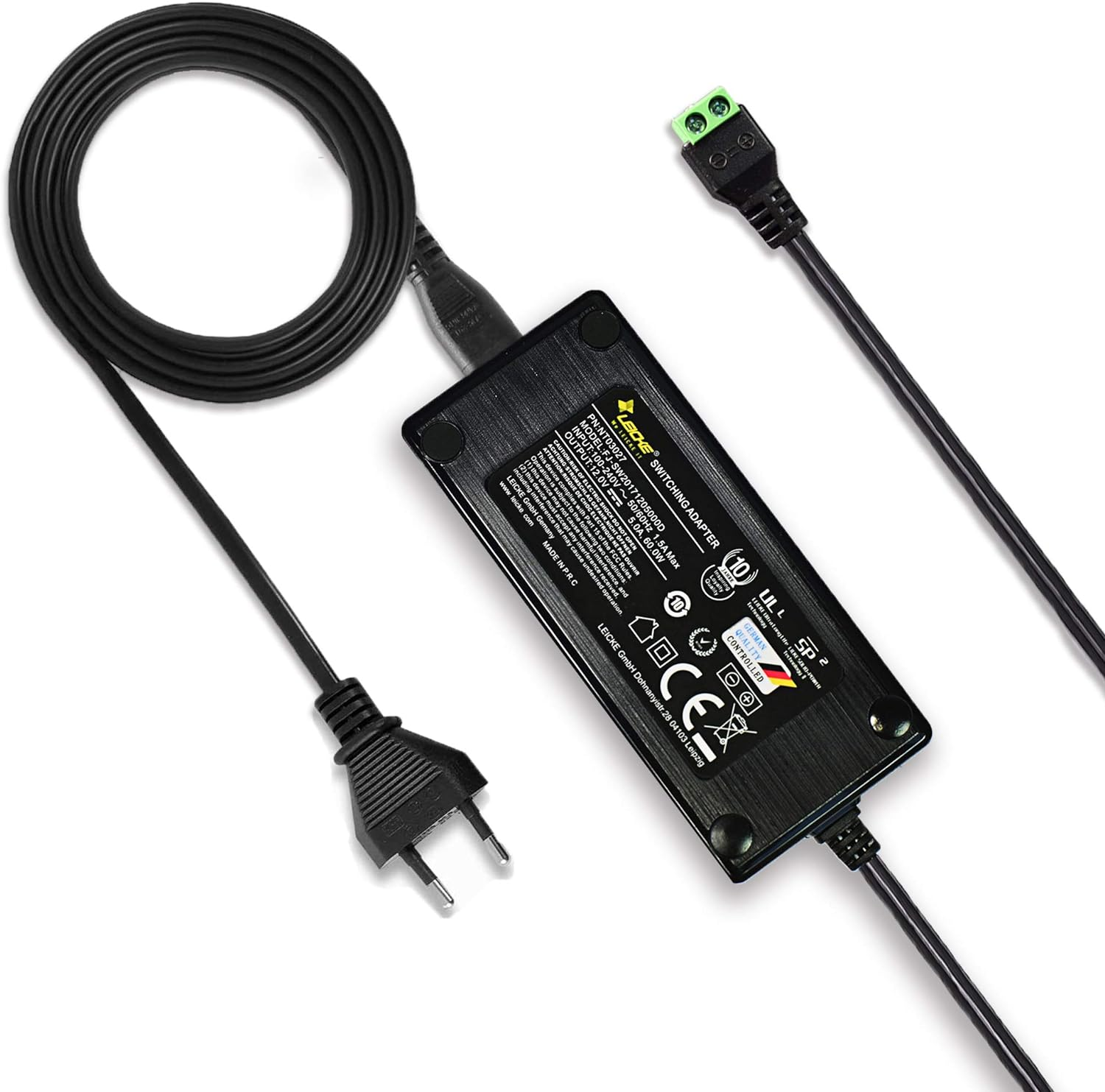 Ein schwarzer Adapter mit mehreren Kabeln und Anschlüssen auf weißem Hintergrund.