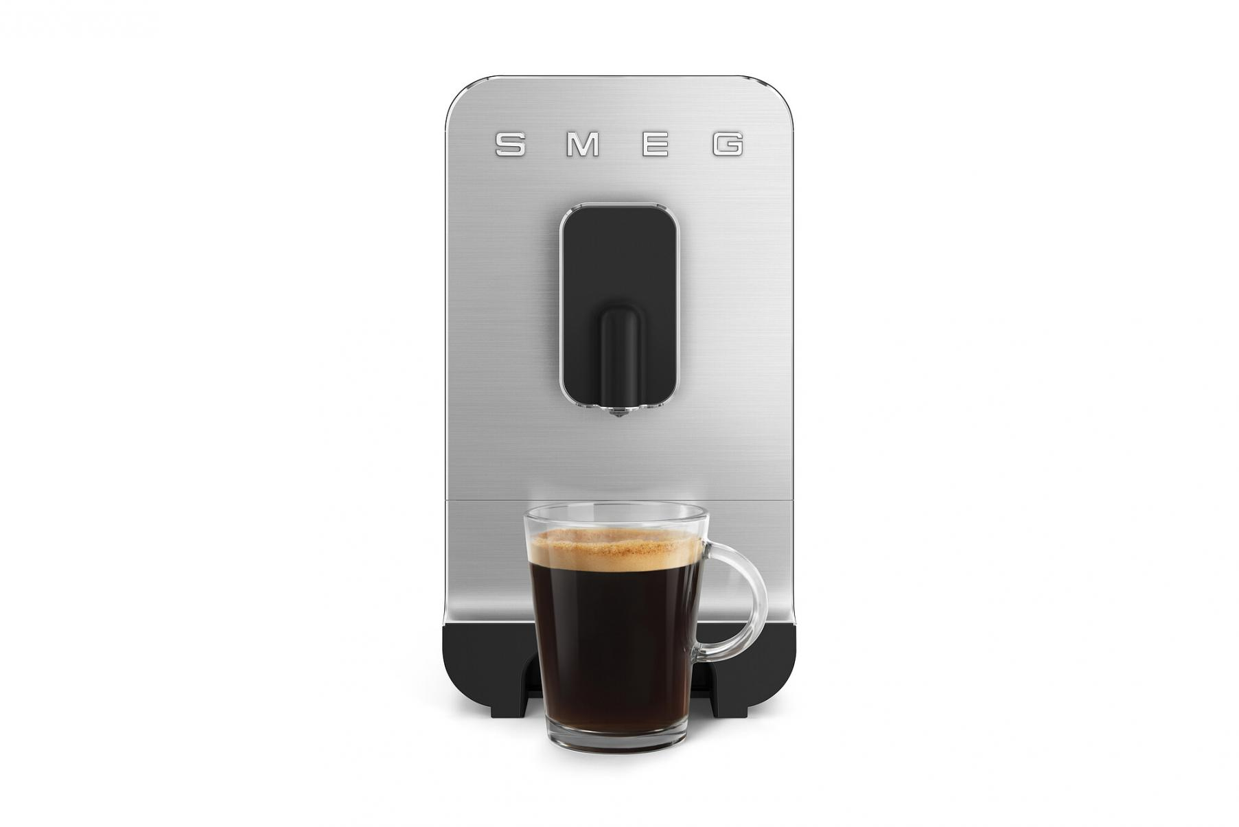 schwarz matt BCC11BLMEU SMEG Kaffeevollautomat