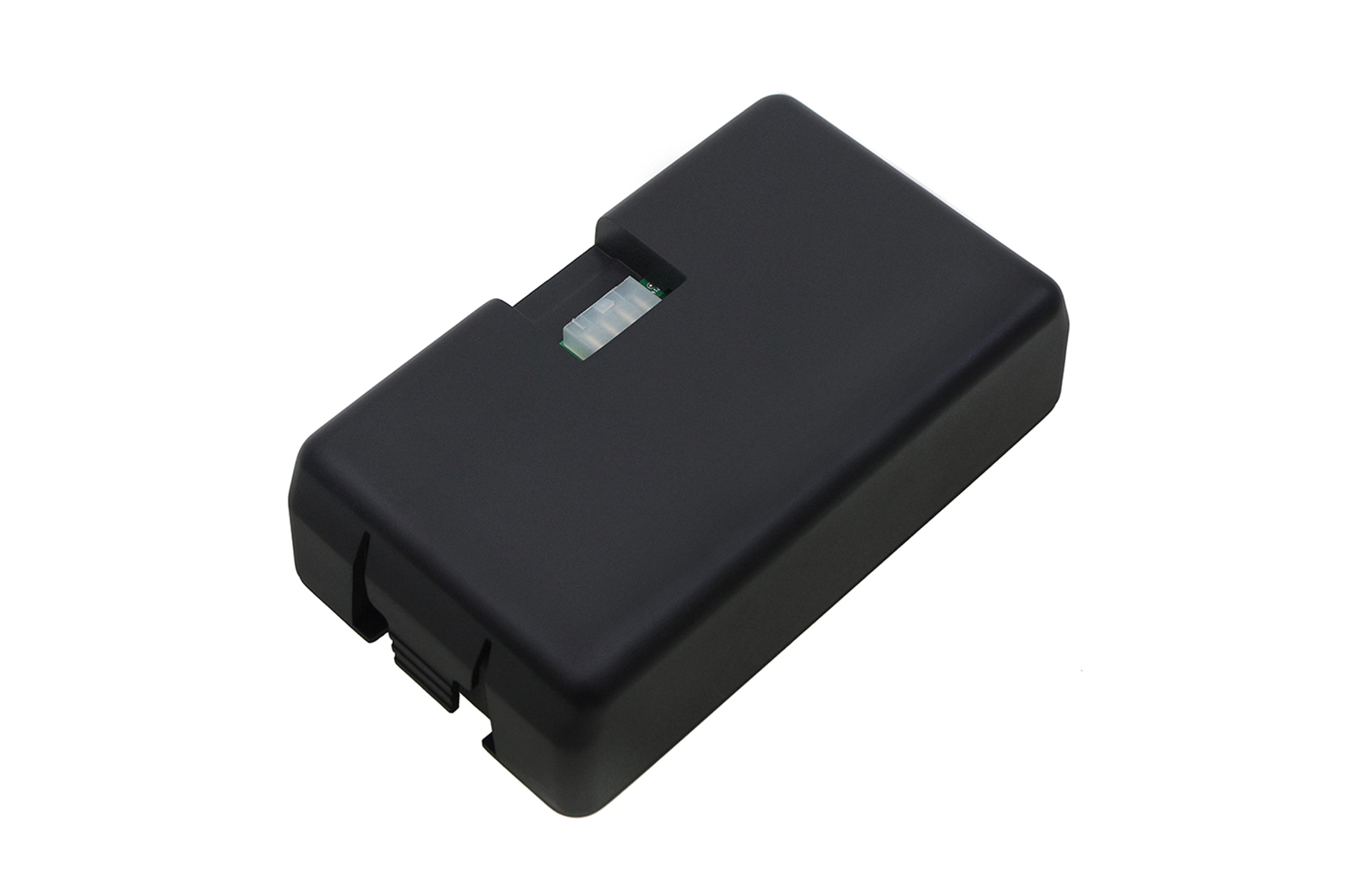 Un dispositivo elettronico rettangolare nero con un connettore bianco visibile.