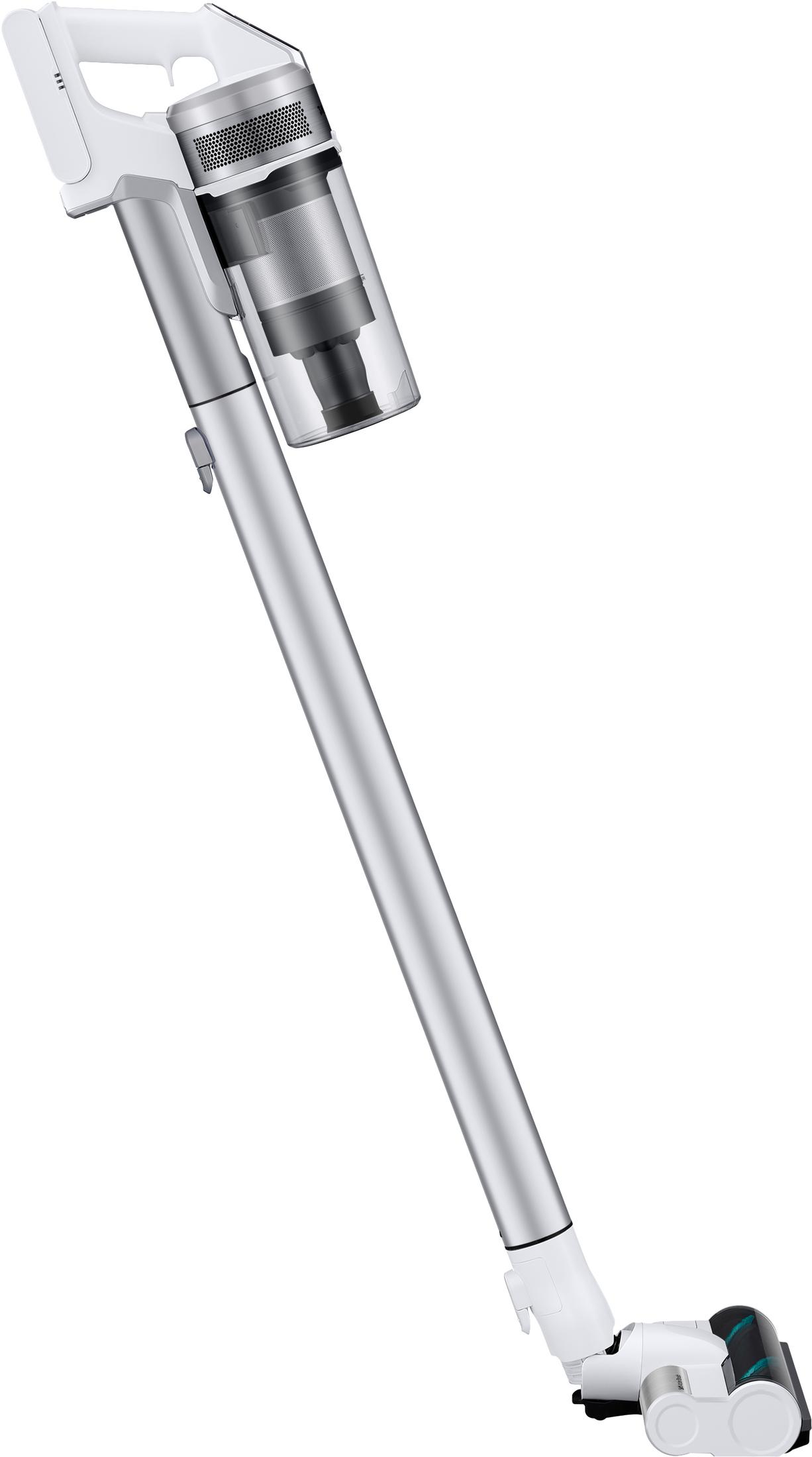 Silber-schwarzer kabelloser Staubsauger. Er ist leicht geneigt. Isoliert auf weißem Hintergrund.