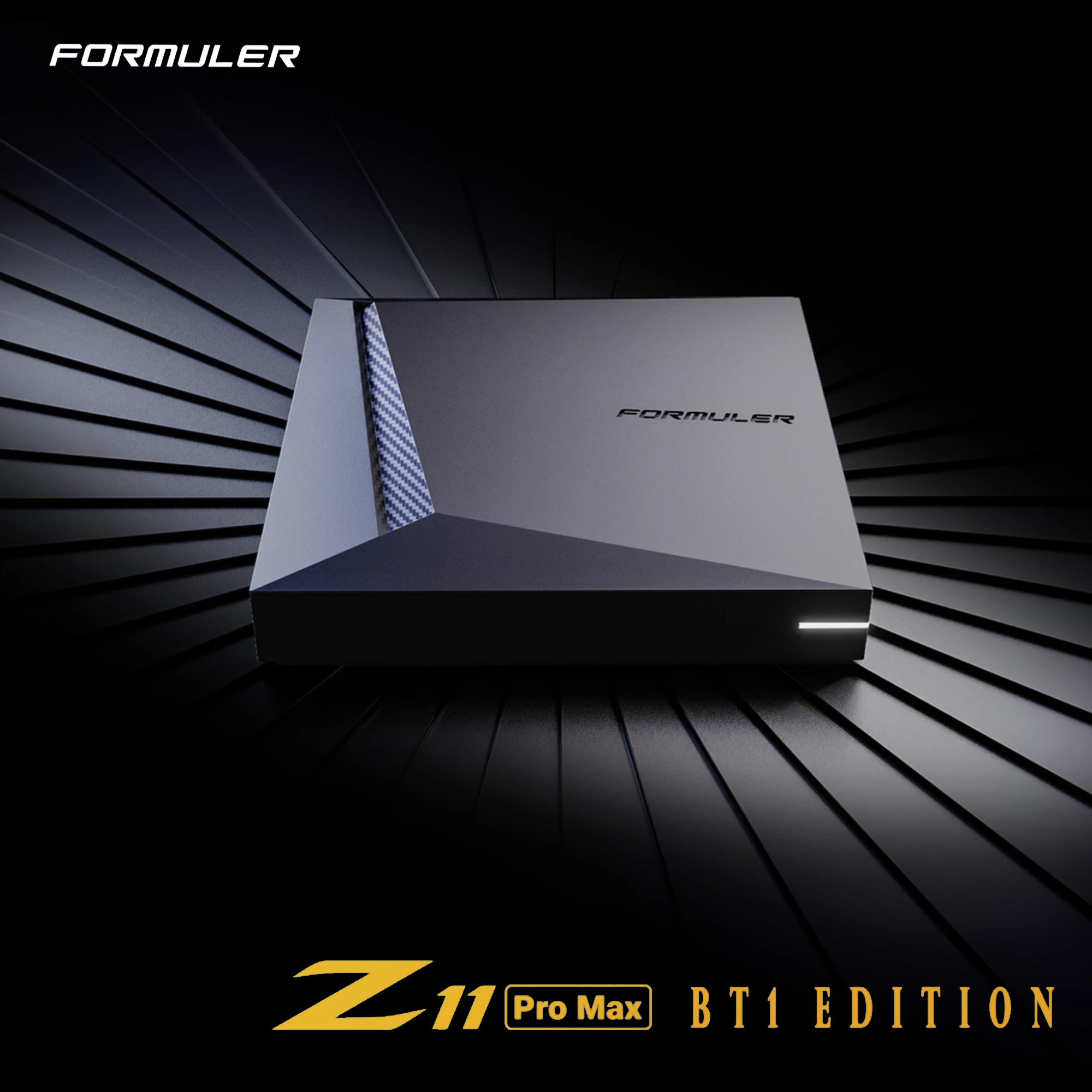 Schwarze Set-Top-Box mit dem Wort FORMULER. Schwarzer und grauer Hintergrund.