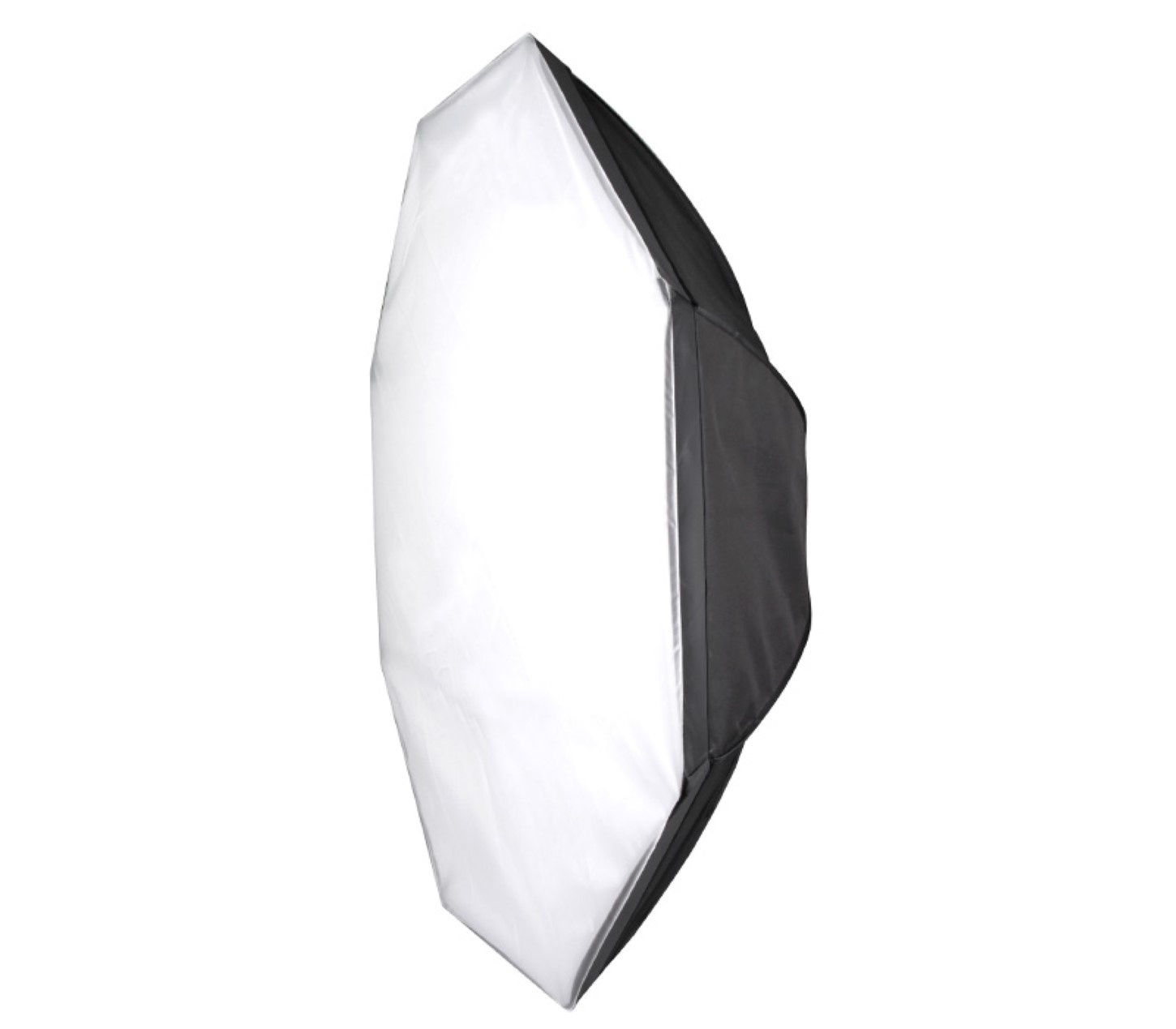 Studio-Softbox, weißer Innenraum mit schwarzem Äußeren. Abgewinkelte Ansicht, bereit für die Beleuchtung.