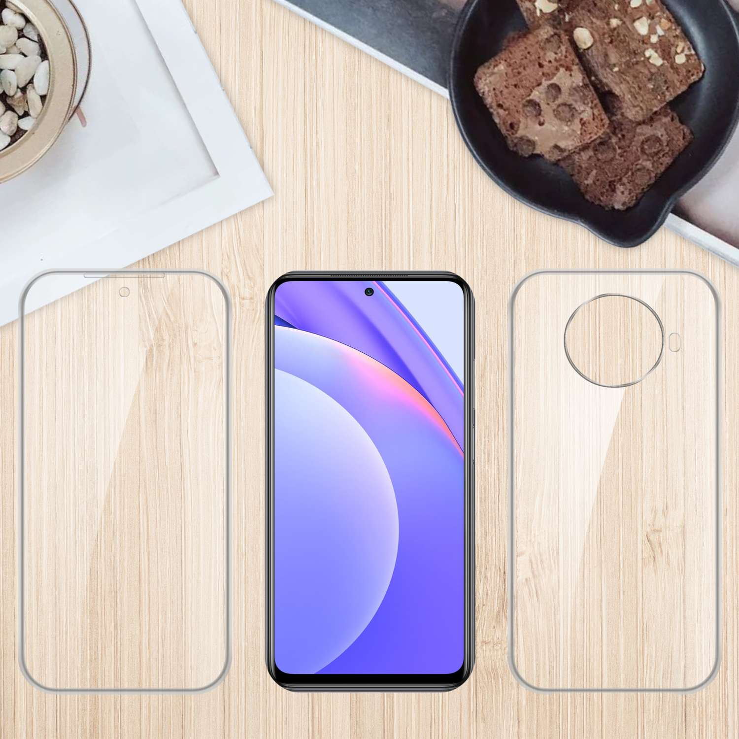 Un telefono con protezioni schermo, un telefono e uno sfondo in legno.