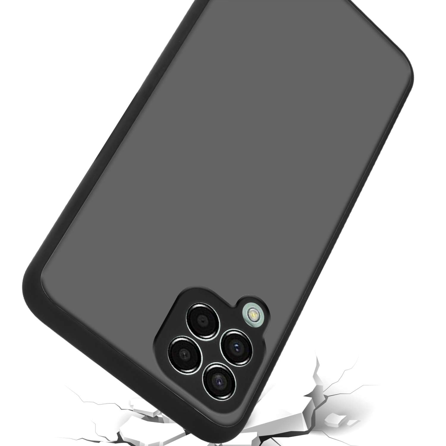 Una funda de teléfono gris oscuro con un módulo de cámara, tendida sobre una superficie con grietas, sugiriendo impacto.