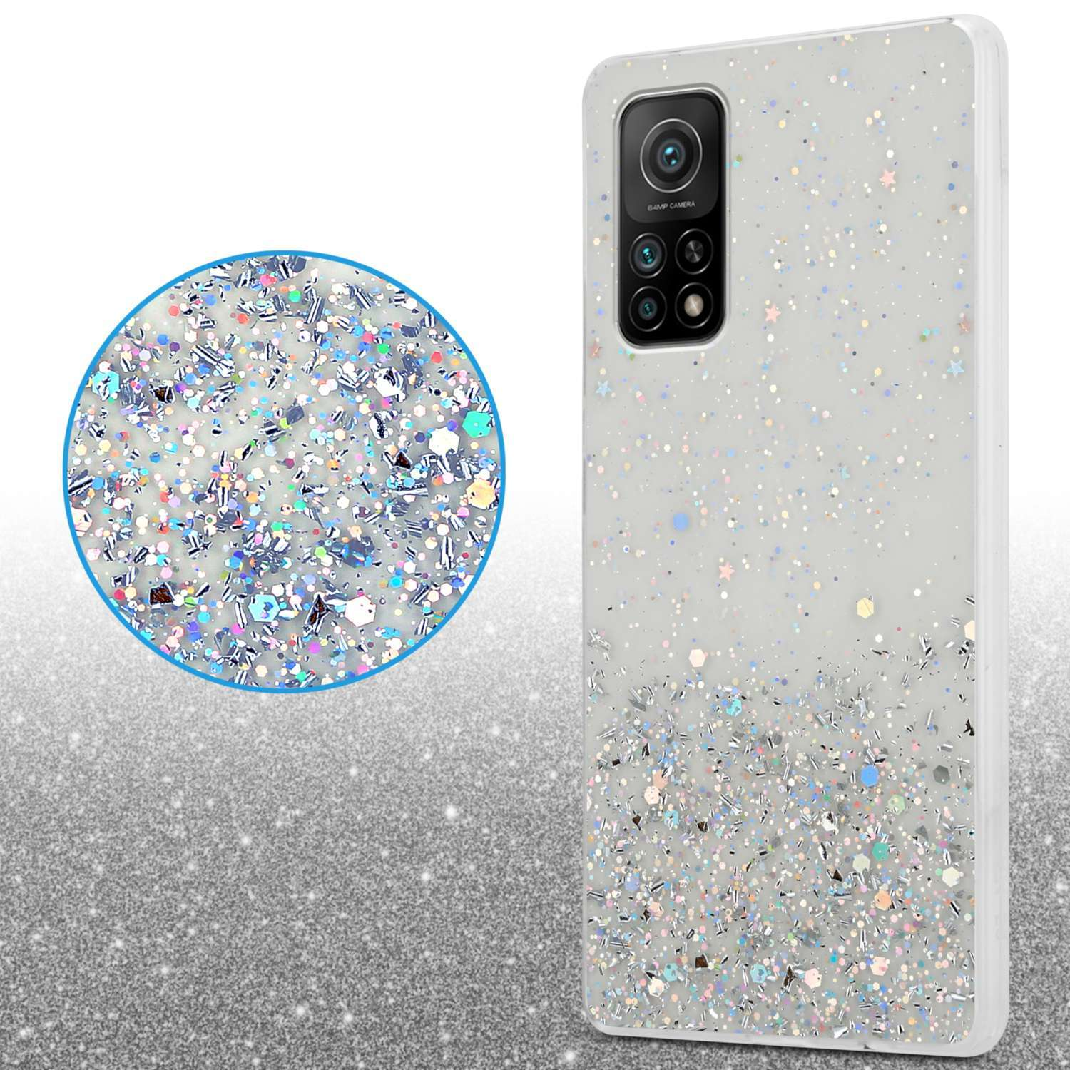 Una custodia per telefono con un design glitterato argentato. La custodia ha una configurazione della fotocamera e uno sfondo scintillante.