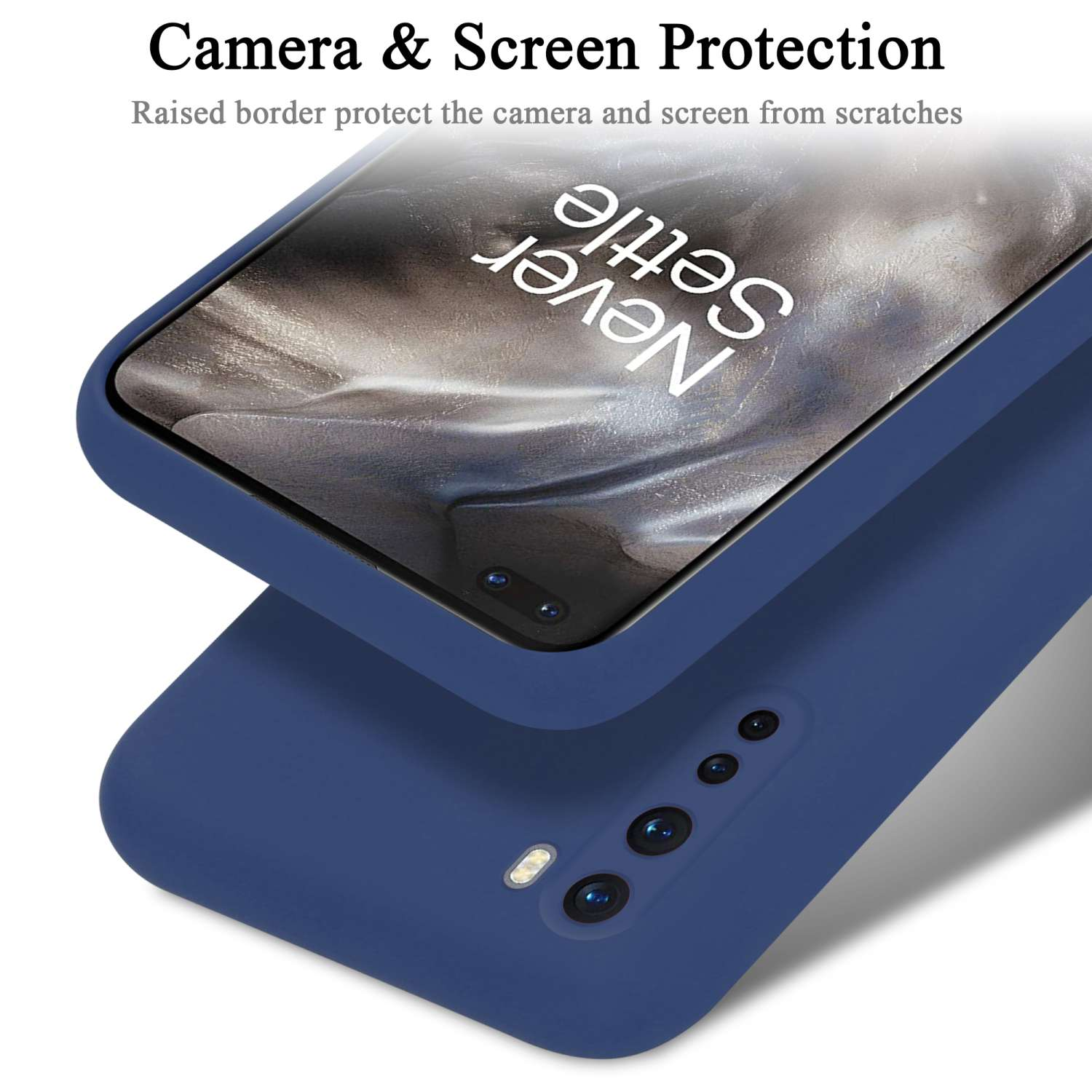Due custodie per telefono blu impilate. Una ha un telefono con tre fotocamere. L'altra è vuota.