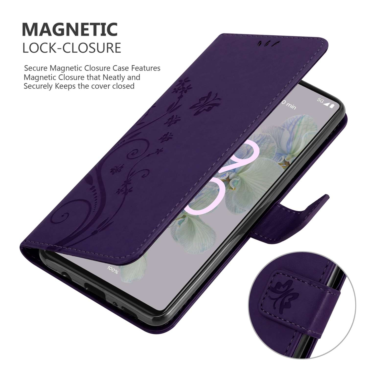 Custodia viola aperta che mostra telefono con schermo. Design floreale. Sfondo bianco.