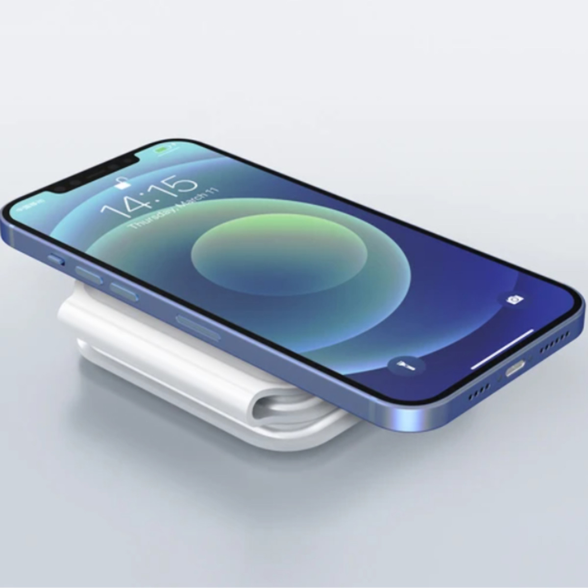 Un iPhone azul sobre base de carga inalámbrica blanca, mostrando hora y porcentaje batería.
