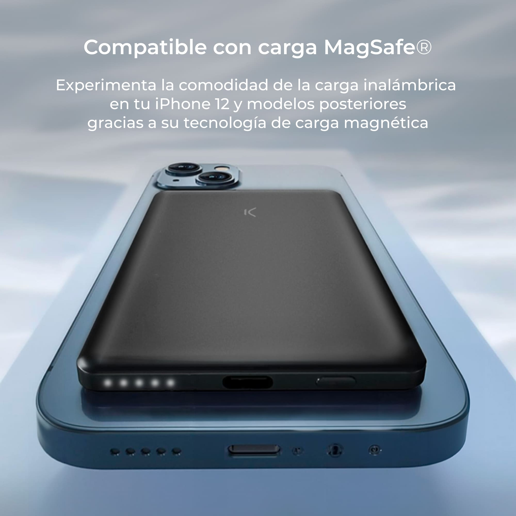 Un banco de energía negro sobre un teléfono azul, con indicador luminoso.