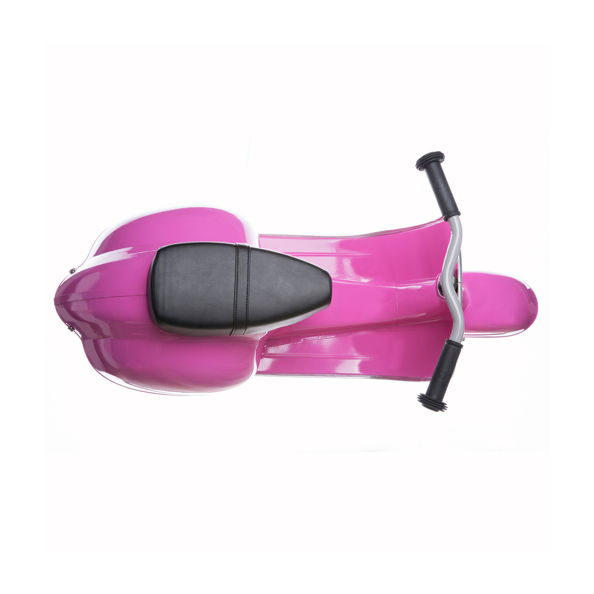 Un giocattolo scooter rosa, vista dall'alto, con sedile e manubrio neri.