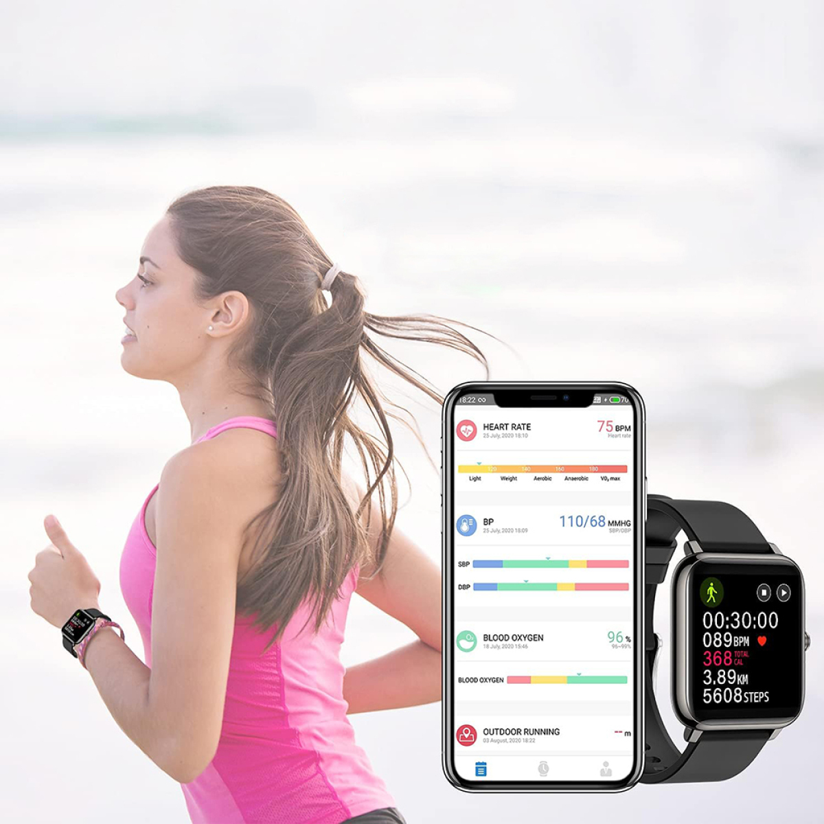 Eine Frau läuft in Strandnähe mit einer Smartwatch, wobei ein Telefon Fitnessdaten anzeigt, der Hintergrund ist verschwommen.