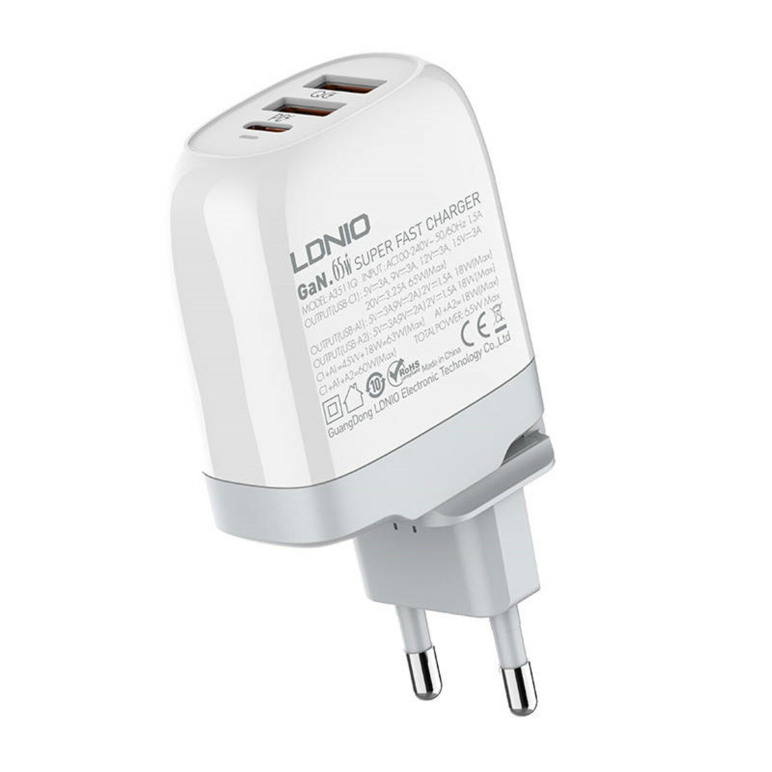 Weißes und graues Ladegerät mit zwei USB-Anschlüssen und Stecker.