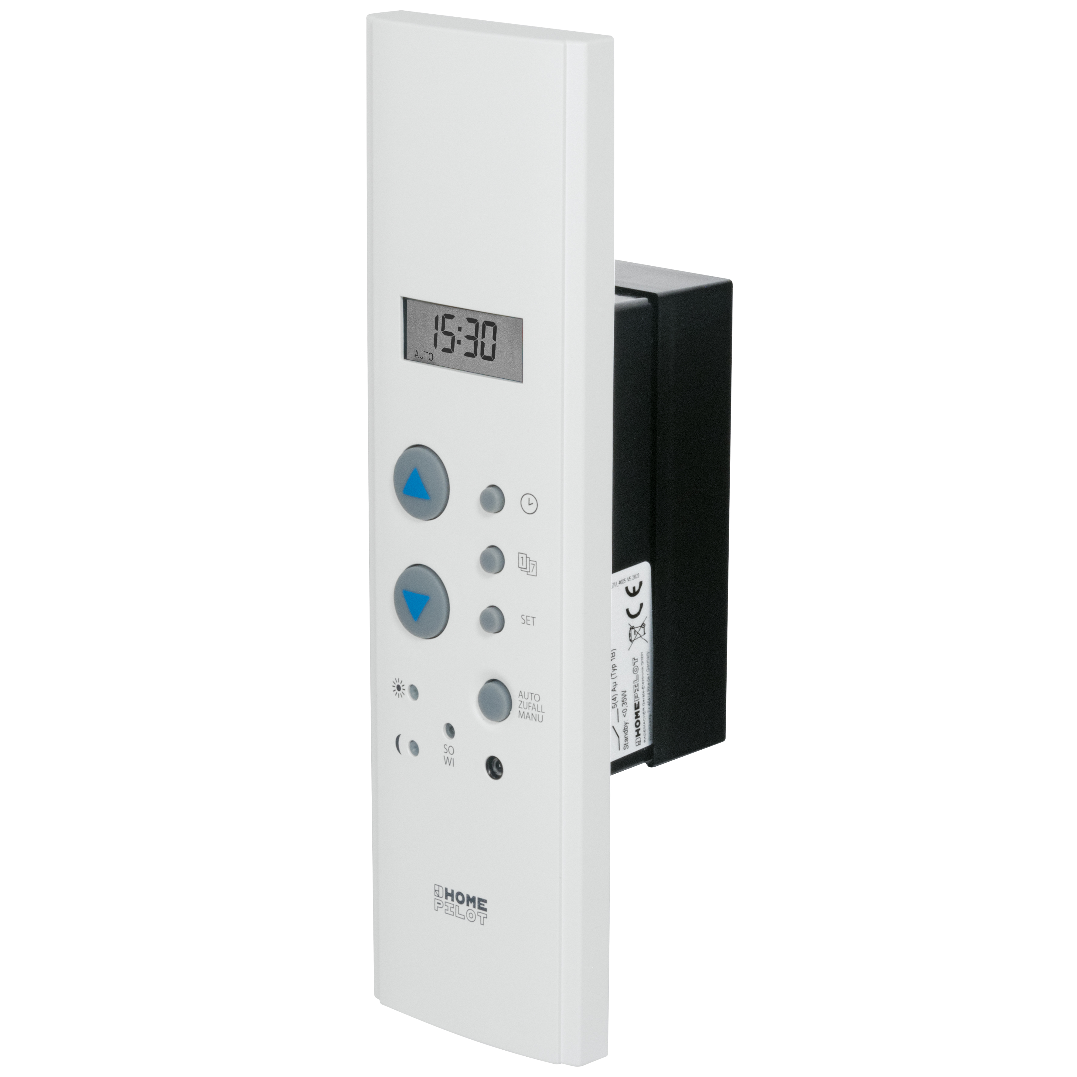 Weißer, an der Wand montierter Timer mit Digitalanzeige, die 15:30 Uhr anzeigt, mit Tasten. Schwarze Box dahinter.