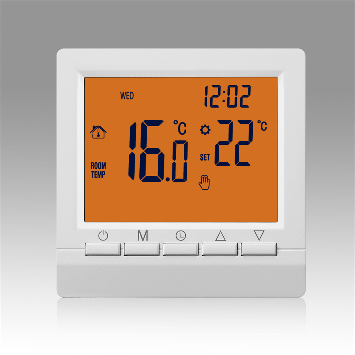 Ein digitaler Thermostat mit orangefarbenem Bildschirm, weißem Rahmen und Knöpfen.