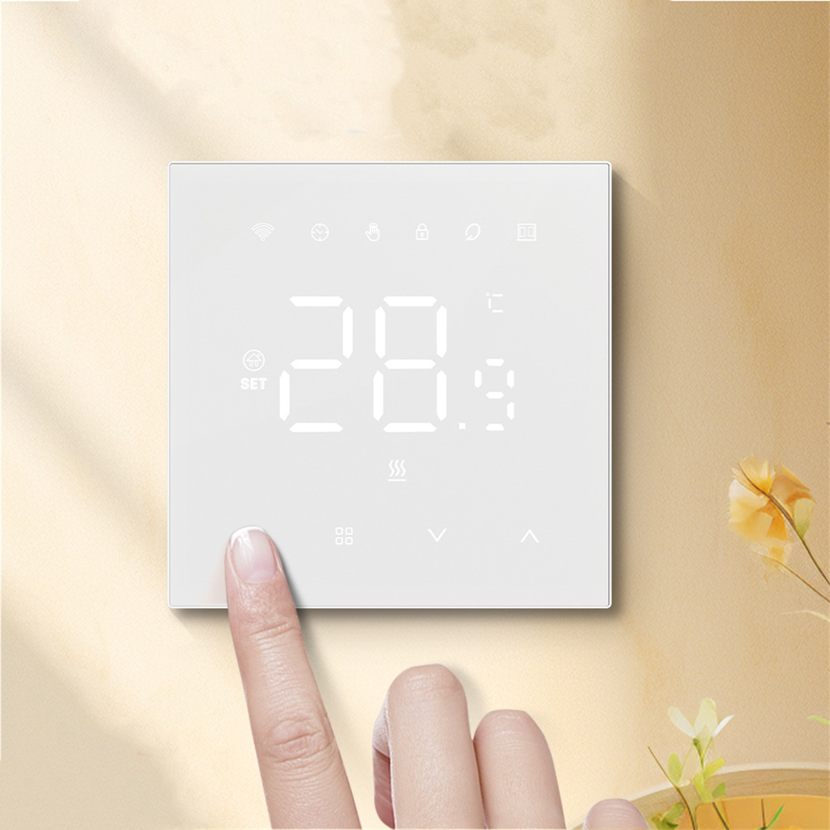 Ein weißer intelligenter Thermostat mit digitaler Anzeige zeigt 28,9. Ein Finger berührt den Bildschirm.