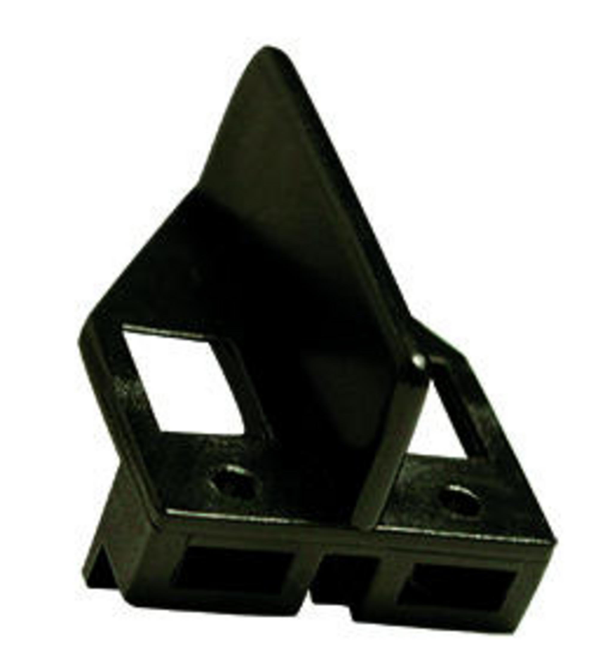 Ein schwarzes Kunststoffteil mit geometrischen Formen und Öffnungen. Teil eines Mechanismus.