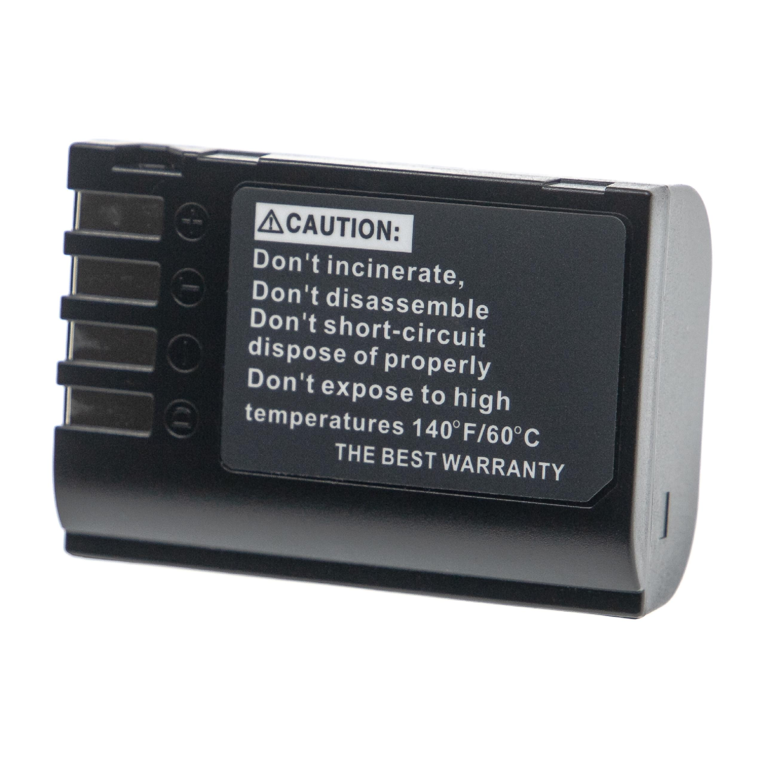 Eine schwarze Batterie mit einem Warnhinweis, auf weißem Hintergrund.