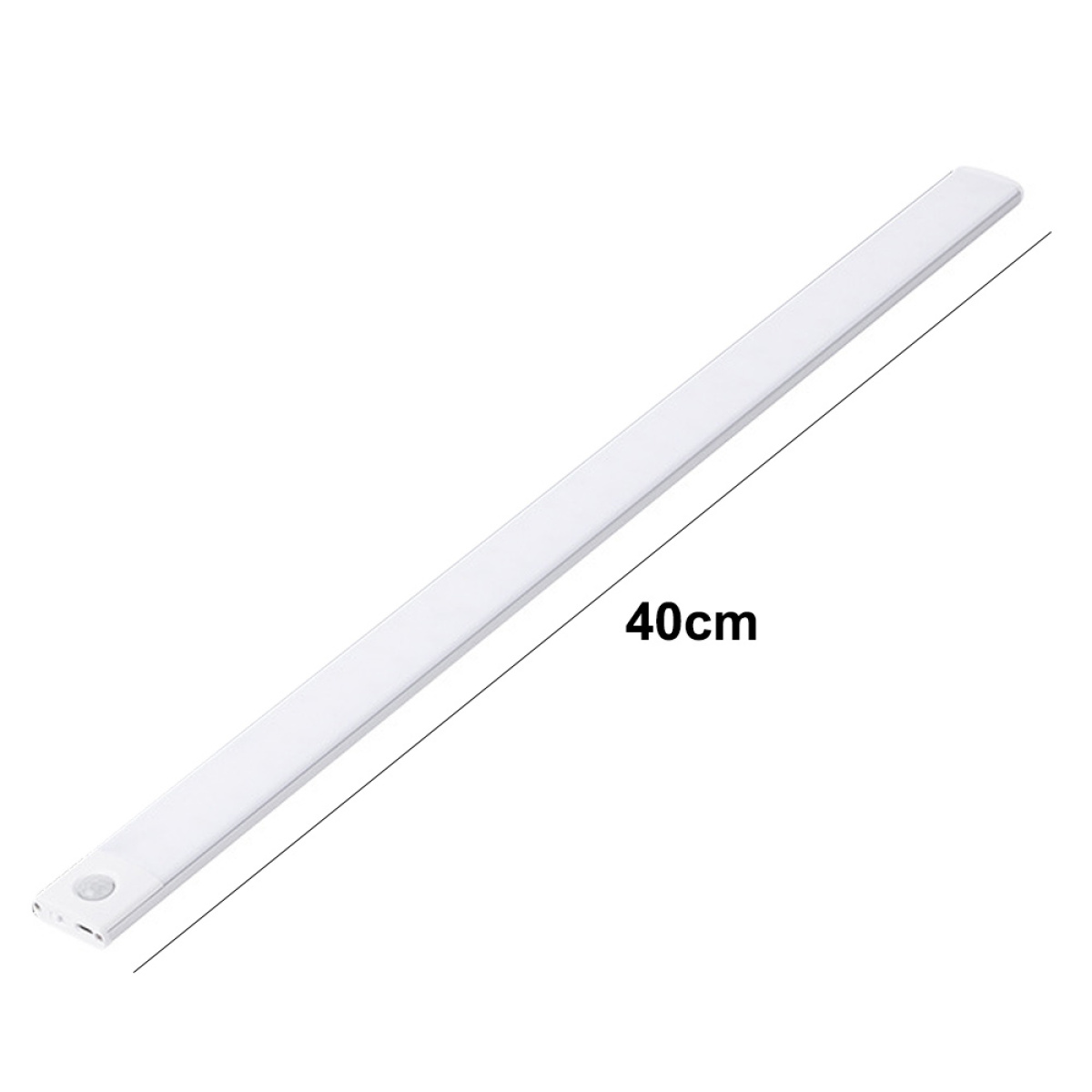 Eine weiße, 40 cm lange LED-Leiste mit Sensor auf weißem Hintergrund.