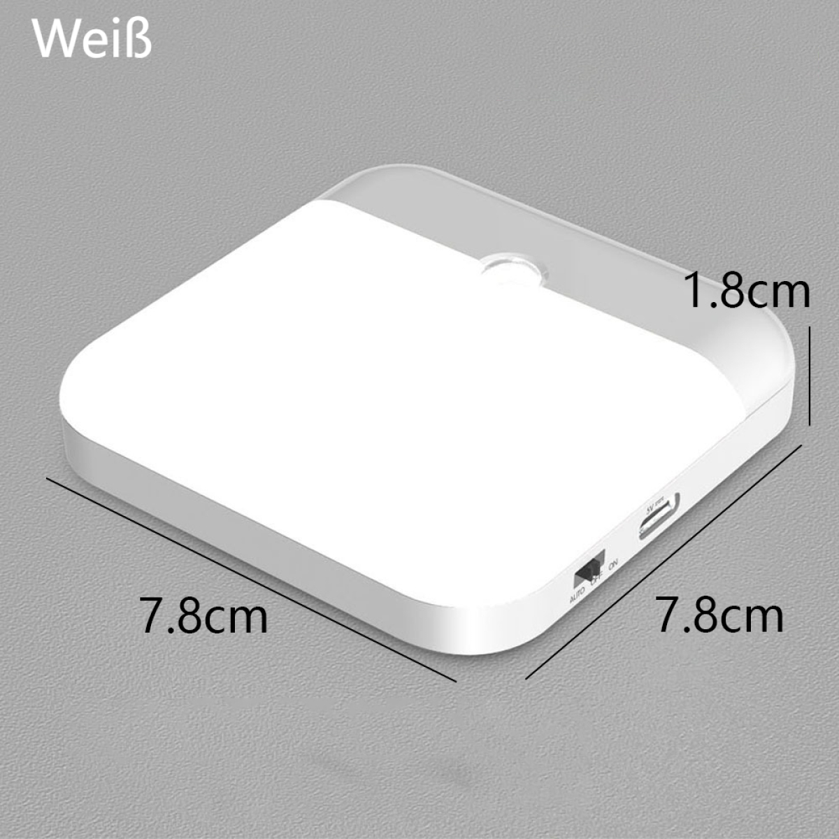 Weißes, rechteckiges Licht, 7,8 cm x 7,8 cm, 1,8 cm dick, mit Etiketten und USB-Anschluss.