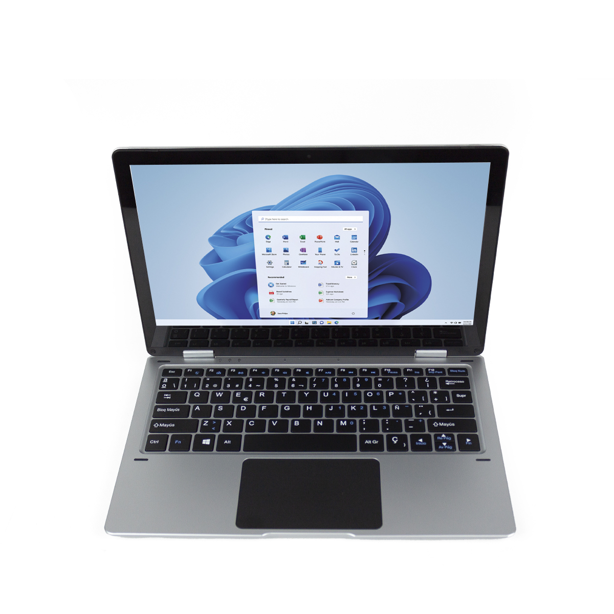 Laptop mit geöffnetem Bildschirm, der die Windows 11-Oberfläche zeigt. Silberne Farbe.