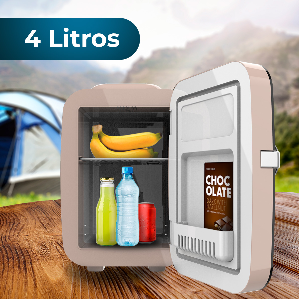 Una nevera portátil pequeña con la puerta abierta, mostrando alimentos y una chocolatina.