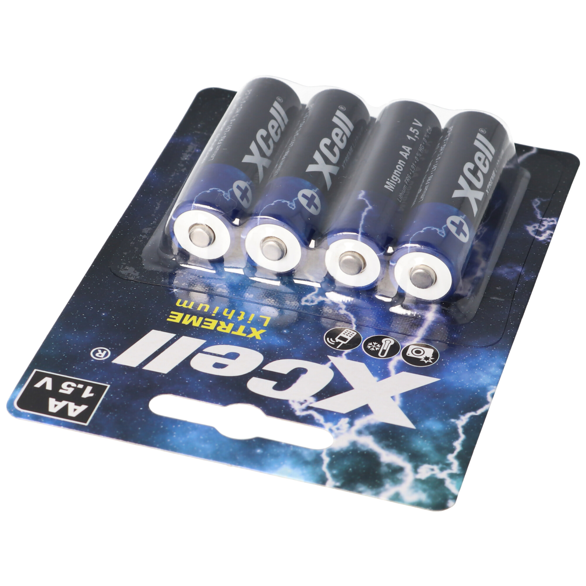 Eine Batteriepackung mit vier AA-Lithiumbatterien.