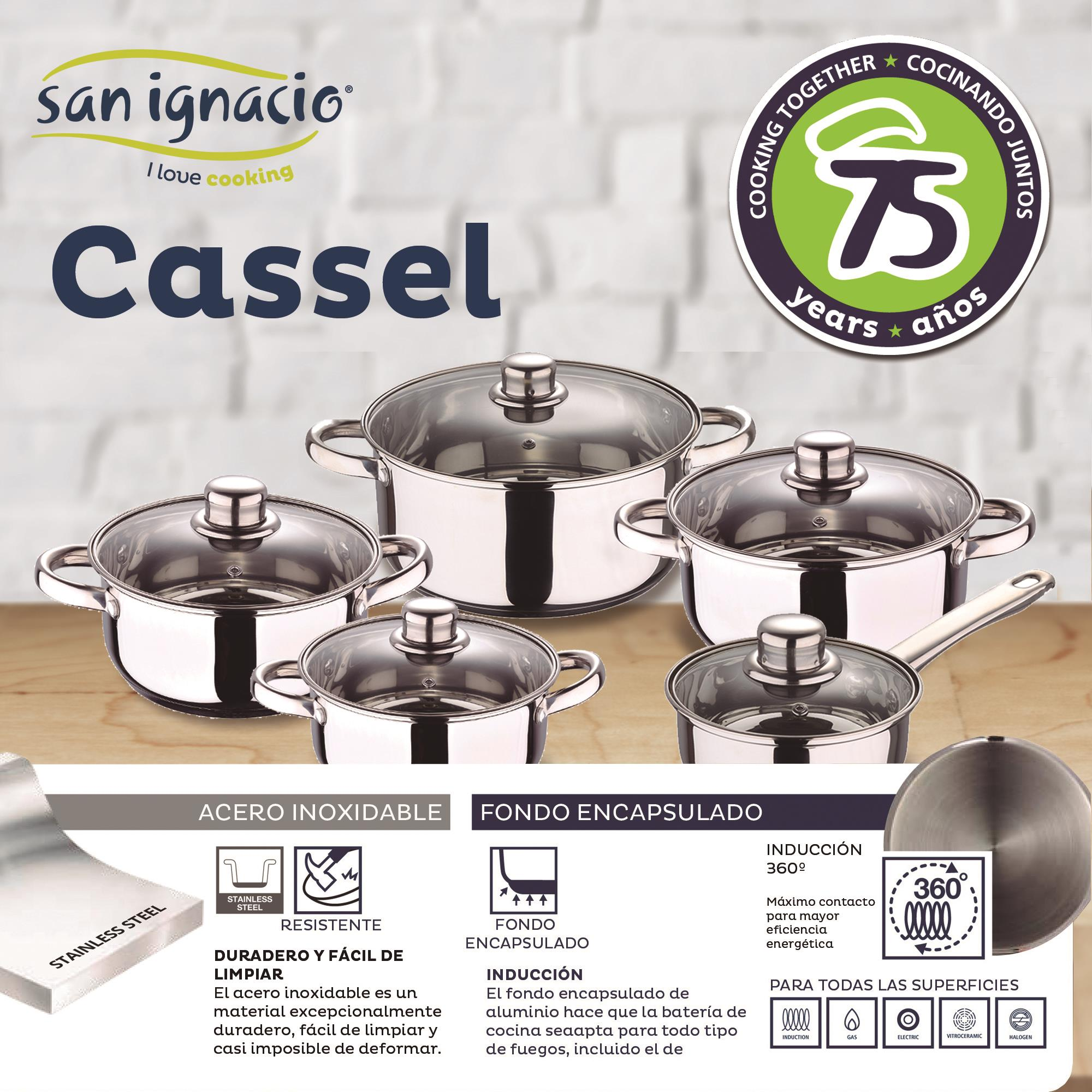 Un conjunto de ollas de cocina de acero inoxidable con tapas de vidrio, mostrando la marca "San Ignacio".