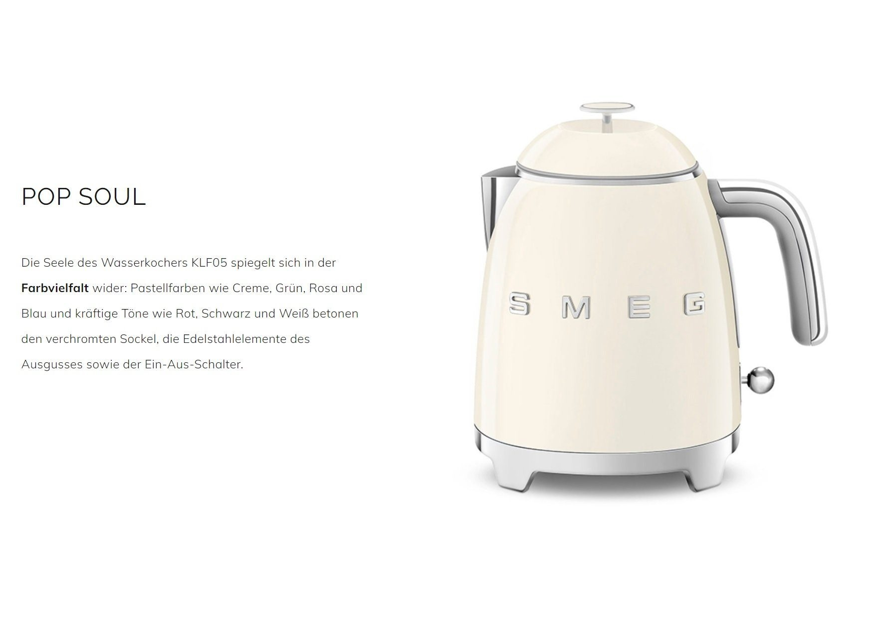 Ein weißer Smeg-Wasserkocher mit Text und weißem Hintergrund, der seine Designmerkmale hervorhebt.