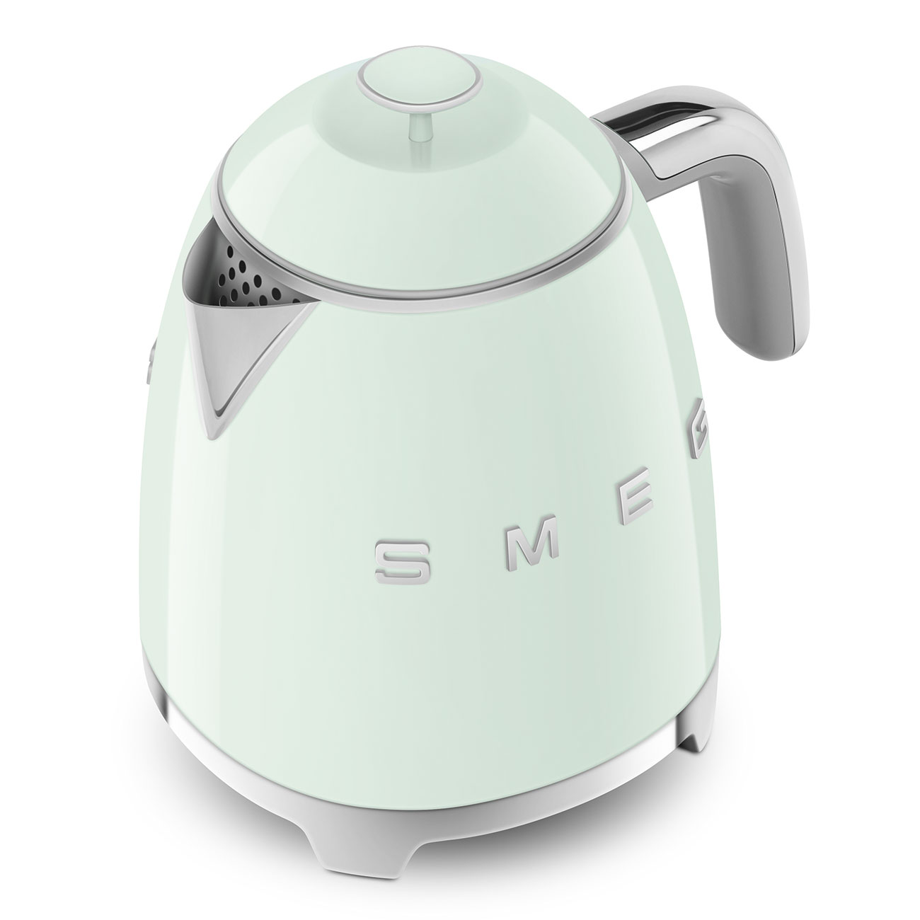 Ein mintgrüner Smeg-Wasserkocher. Er hat einen silbernen Griff und Ausguss. Das Wort "SMEG" ist zu sehen.