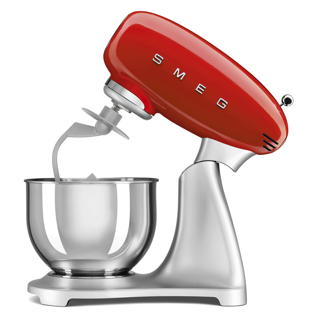 Roter Küchenmixer, der Mischkopf ist zurückgeklappt, silberne Schüssel.