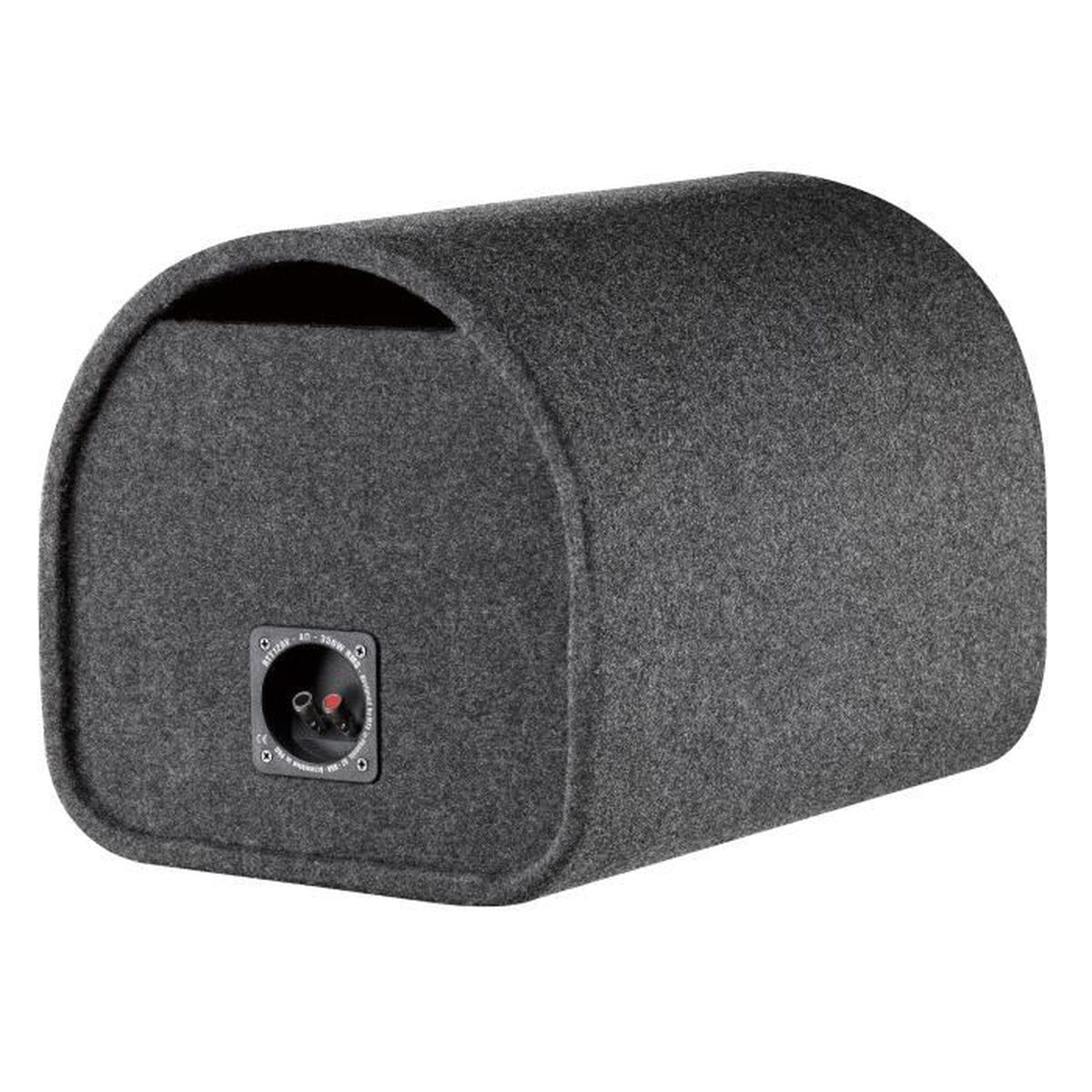 Eine graue Subwoofer-Lautsprecherbox mit Anschlüssen auf weißem Hintergrund.