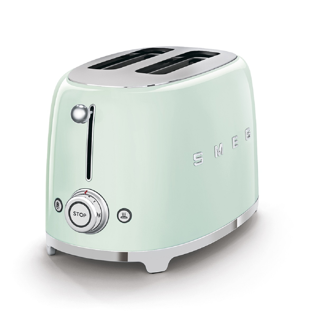 Minzgrüner Smeg Toaster mit Chromdetails. Es hat zwei Schlitze und einen Stopp-Knopf.