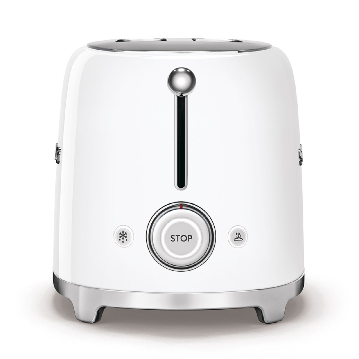 Weißer Toaster mit Chromakzenten und Stopptaste auf der Vorderseite.