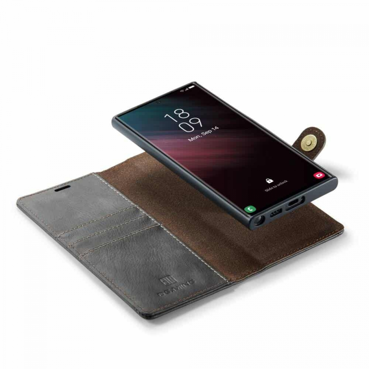 Schwarzes Telefon in einer Lederhülle, offen und gelehnt. Zeigt einen Sperrbildschirm.