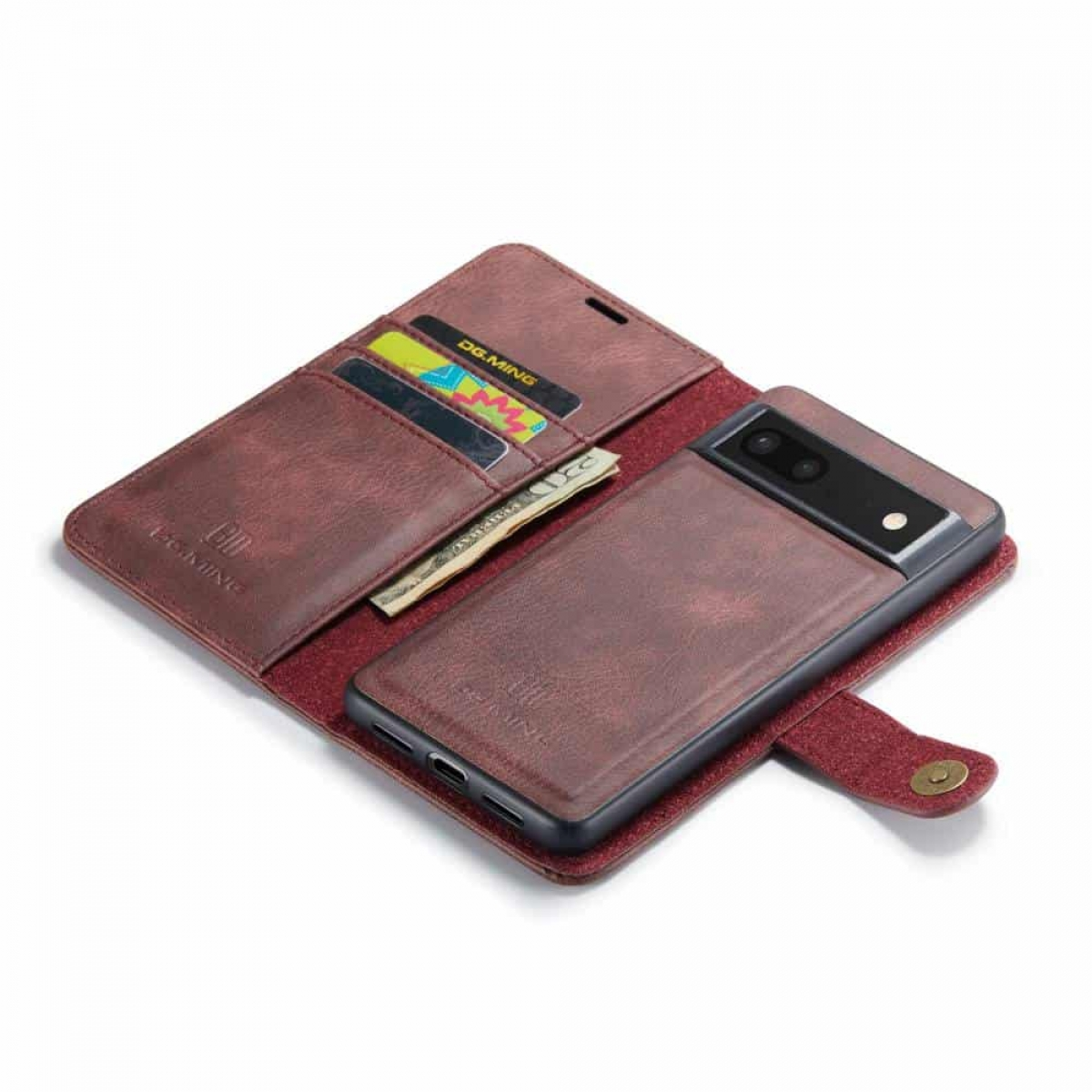 Eine braune Leder-Handyhülle, offen mit Karten, Geld und Telefon. Roter Innenraum.