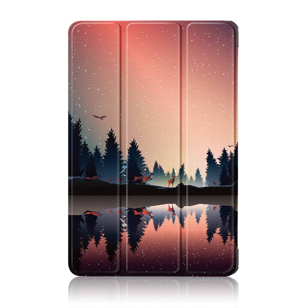 Eine Tablethülle mit einer Waldszene. Silhouetten von Bäumen und Hirschen sind im Design enthalten.