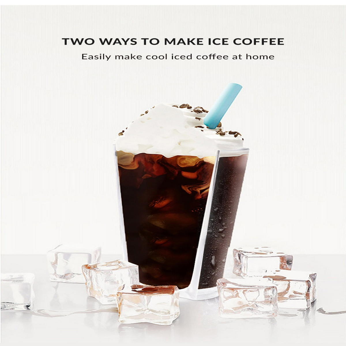 Mrożona kawa w szklance z kostkami lodu i słomką, białe tło.