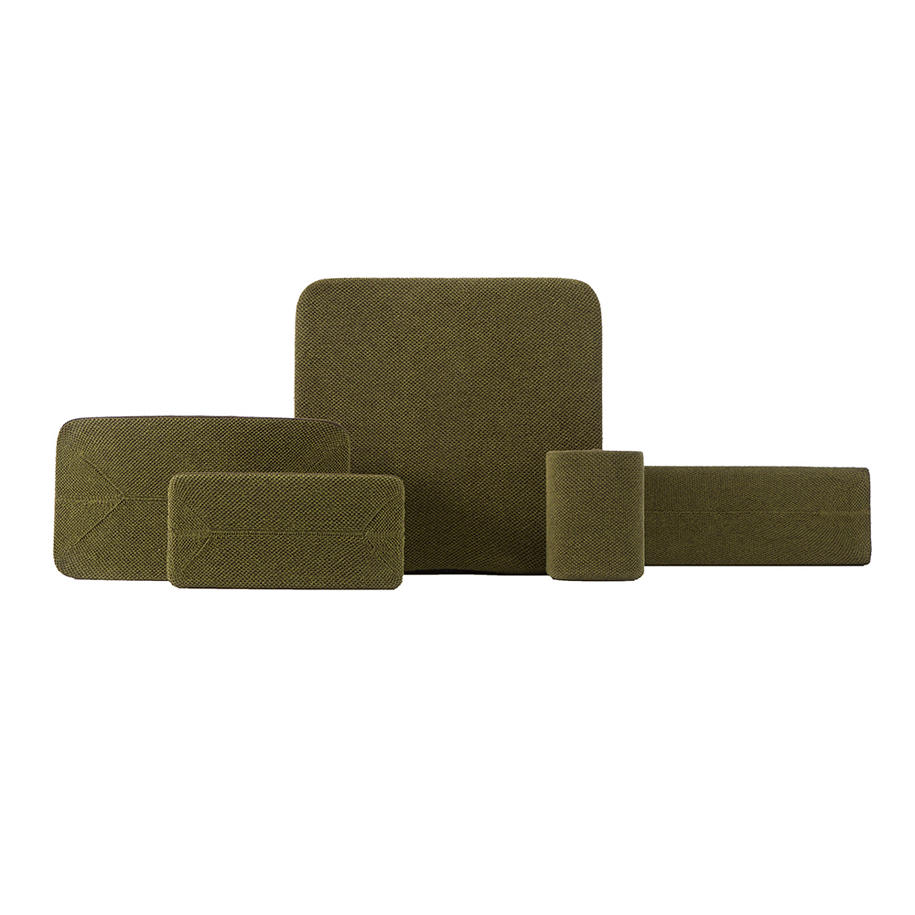 Cinq coussinets en tissu vert de différentes tailles, fond blanc.