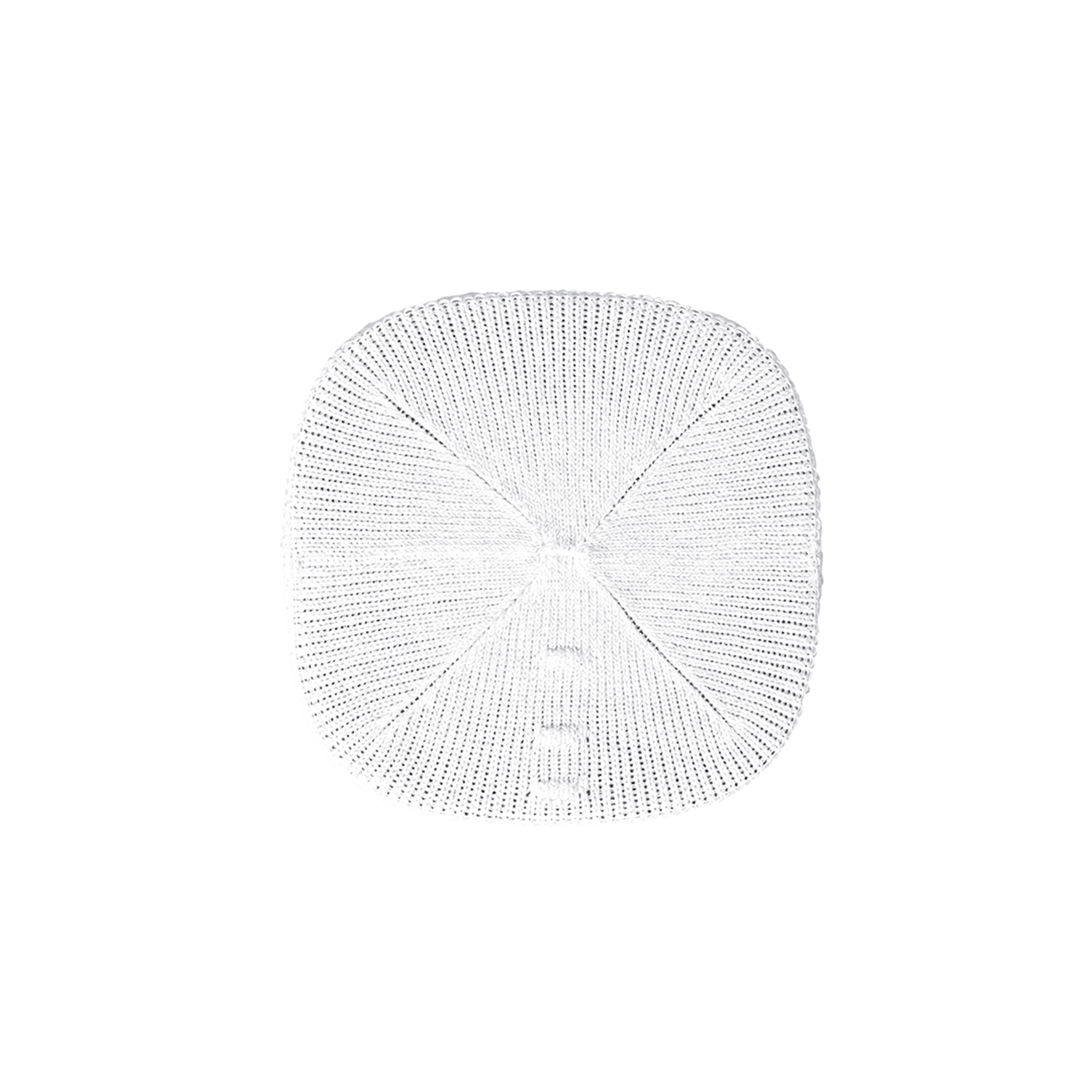 Haut-parleur blanc de forme carrée arrondie et de nombreux petits trous sur fond blanc.