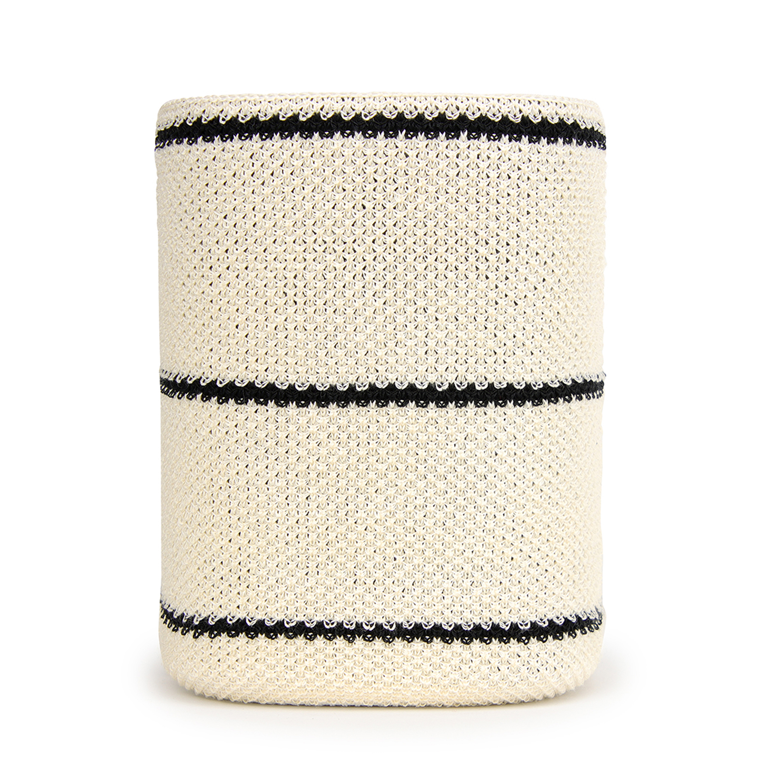 Panier cylindrique tissé, crème avec des rayures noires.