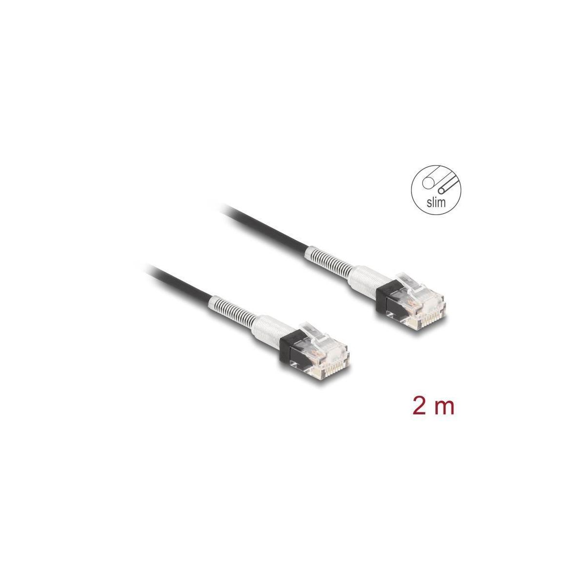 Zwei schwarze Ethernet-Kabel mit transparenten Steckern, beschriftet mit 'slim' und '2 m'. Weißer Hintergrund.