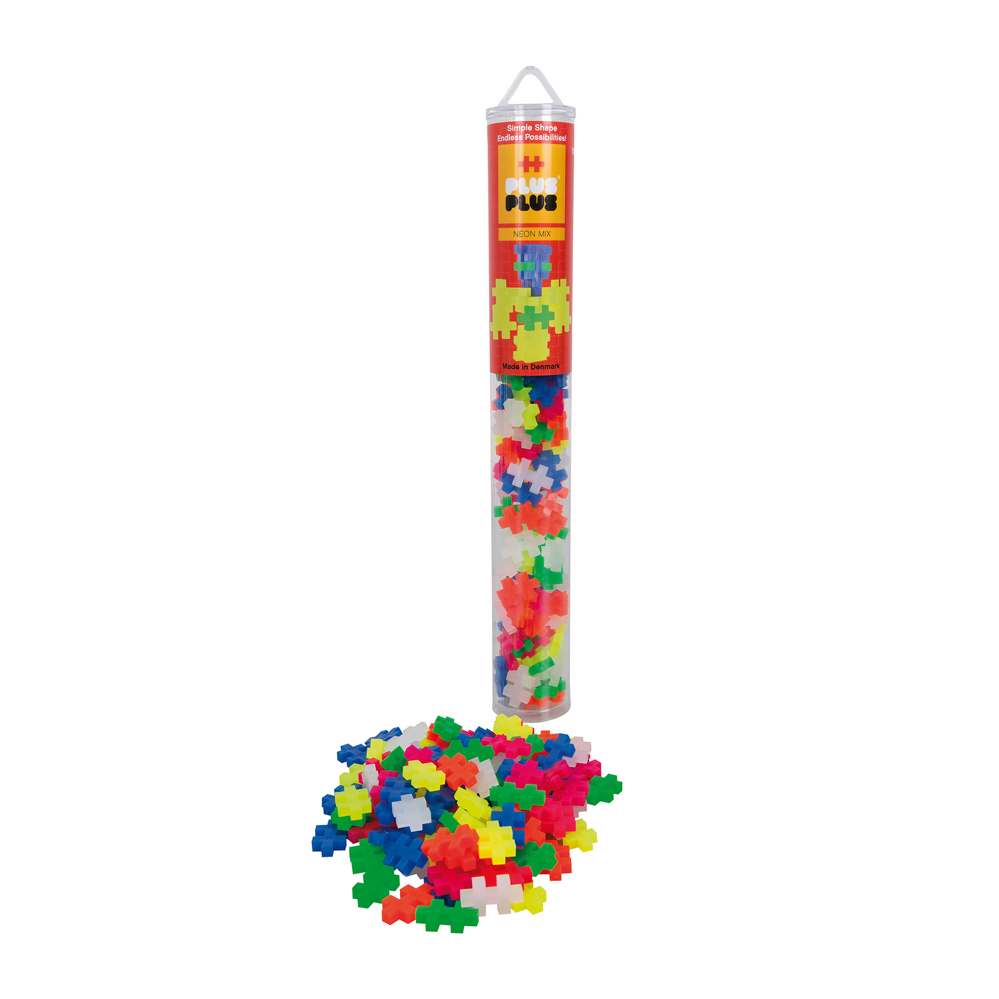 Eine transparente Plastikröhre gefüllt mit bunten Plastikspielzeugteilen. Ein Haufen Teile davor.