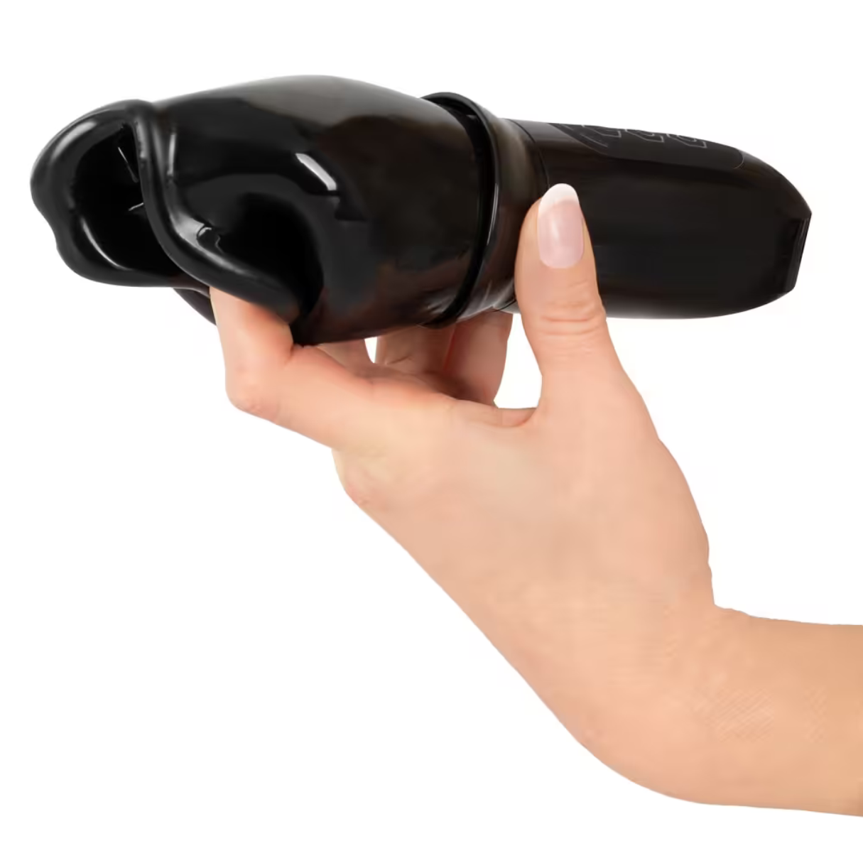 Eine Hand hält ein schwarzes Sexspielzeug vor weißem Hintergrund.