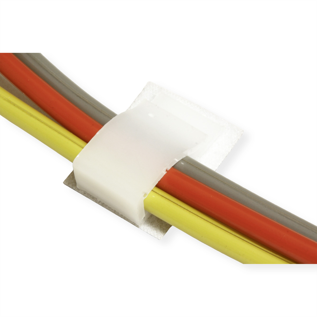 Kabel, die von einem weißen Klettverschluss gehalten werden. Die Kabel sind gelb, rot und grau.
