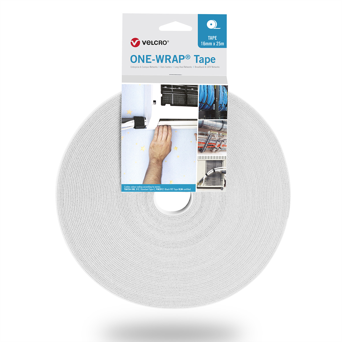 Rotolo di nastro in velcro bianco con etichetta di imballaggio. Varie immagini applicative sull'etichetta. Sfondo bianco.