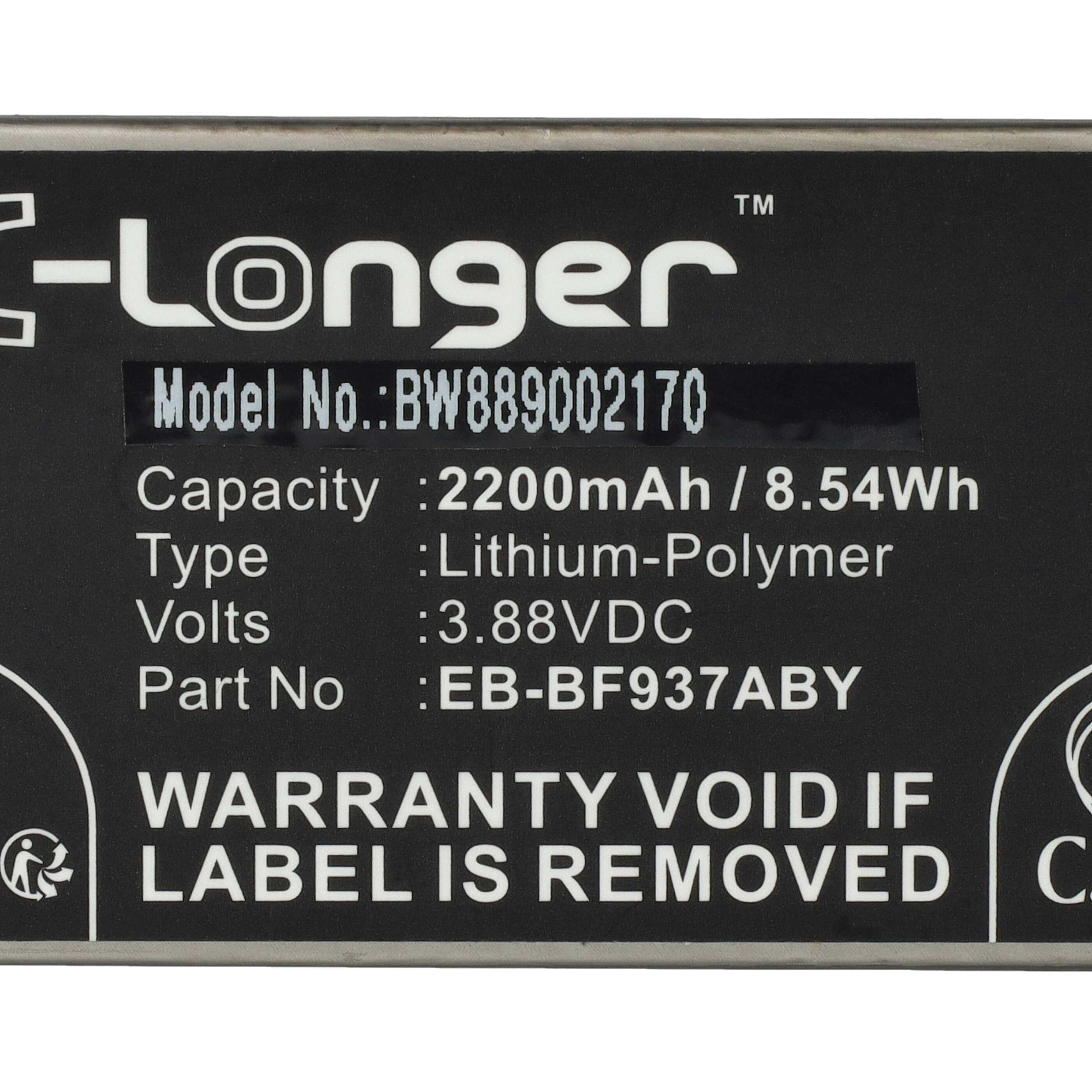 Nahaufnahme eines Batterieetiketts mit Angaben zu Kapazität und Spezifikationen.