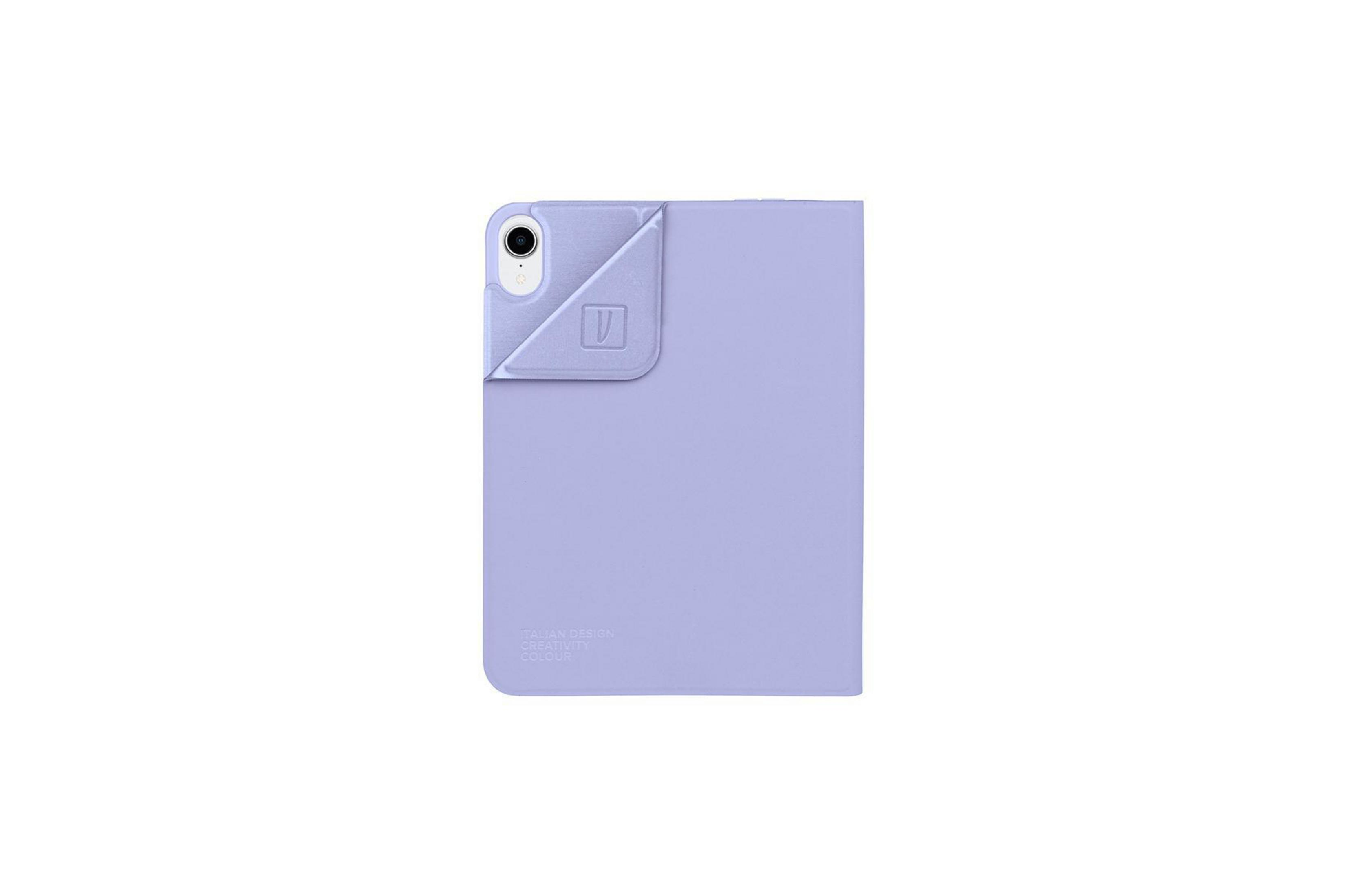 Lila iPad-Hülle mit weißem Kameraausschnitt und einem Logo.