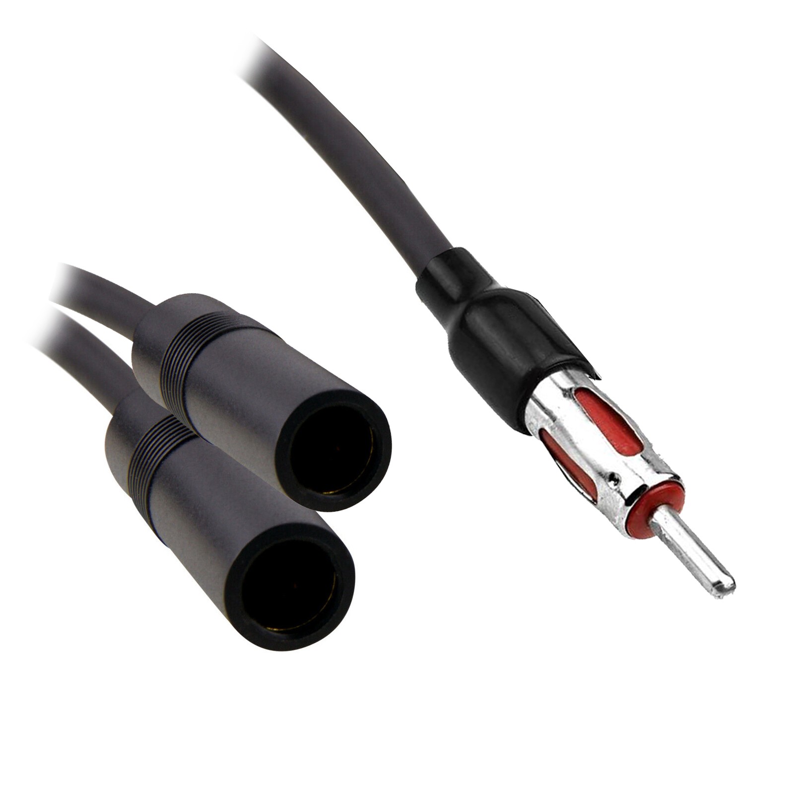 Zwei schwarze Stecker und eine schwarze Antenne. Sie befinden sich auf weißem Hintergrund.