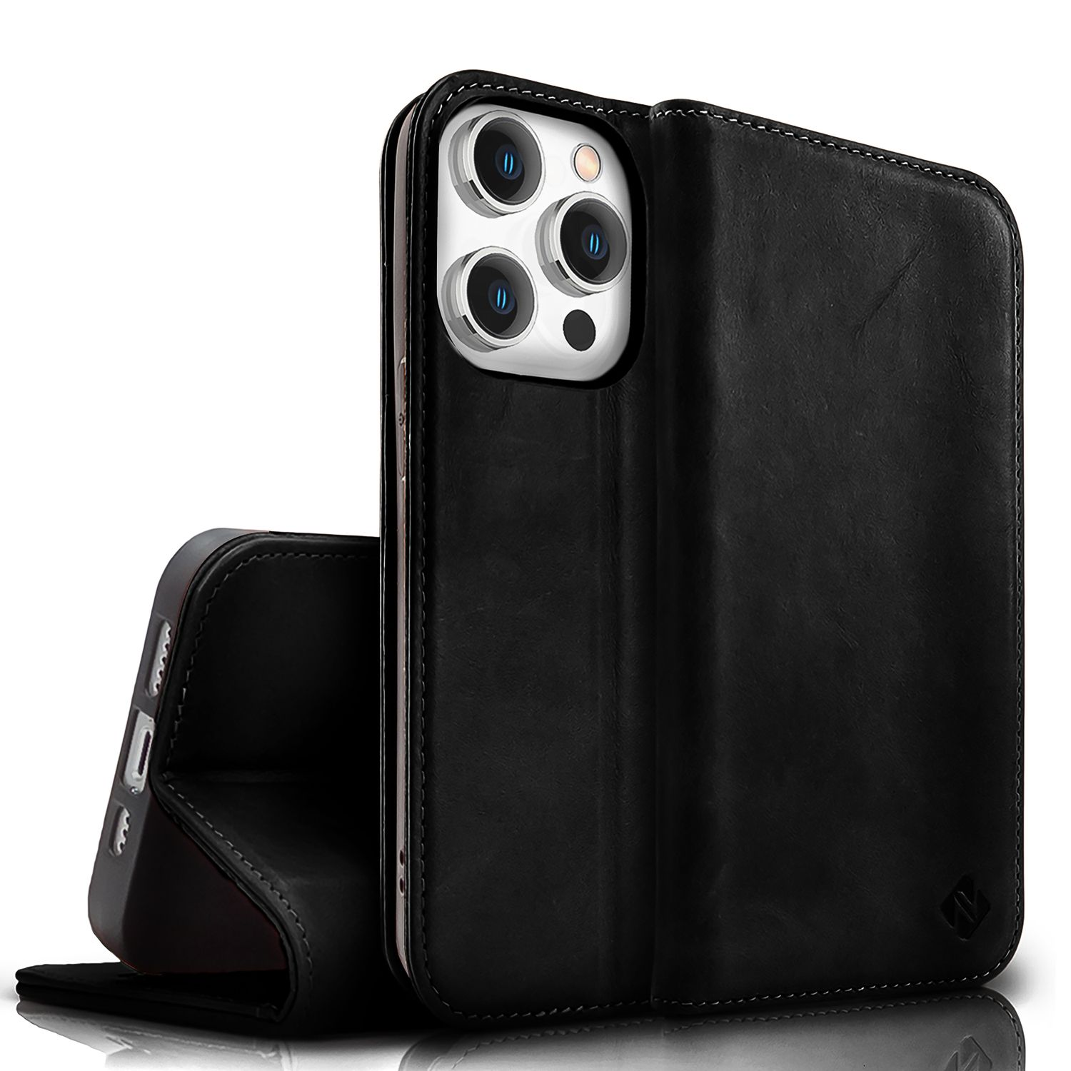 Schwarze Leder-Handyhülle, offen, Telefon zeigend. Weißer Hintergrund.
